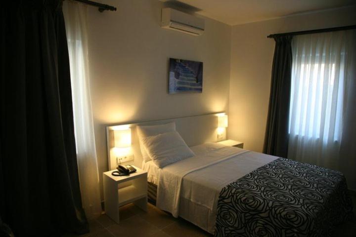 Hotel Anemos 3*