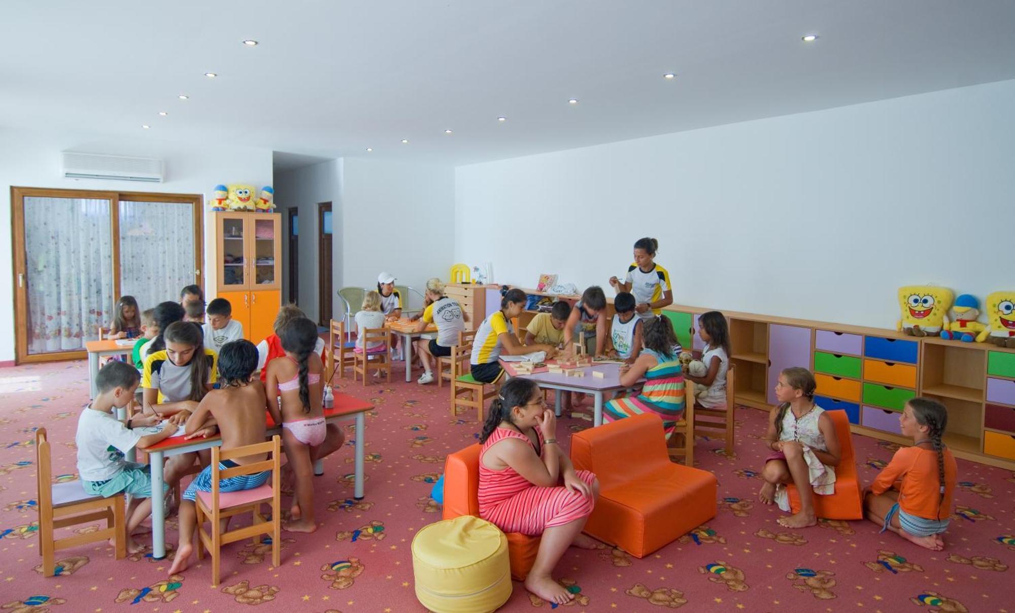 Hotel Beach Club Doganay