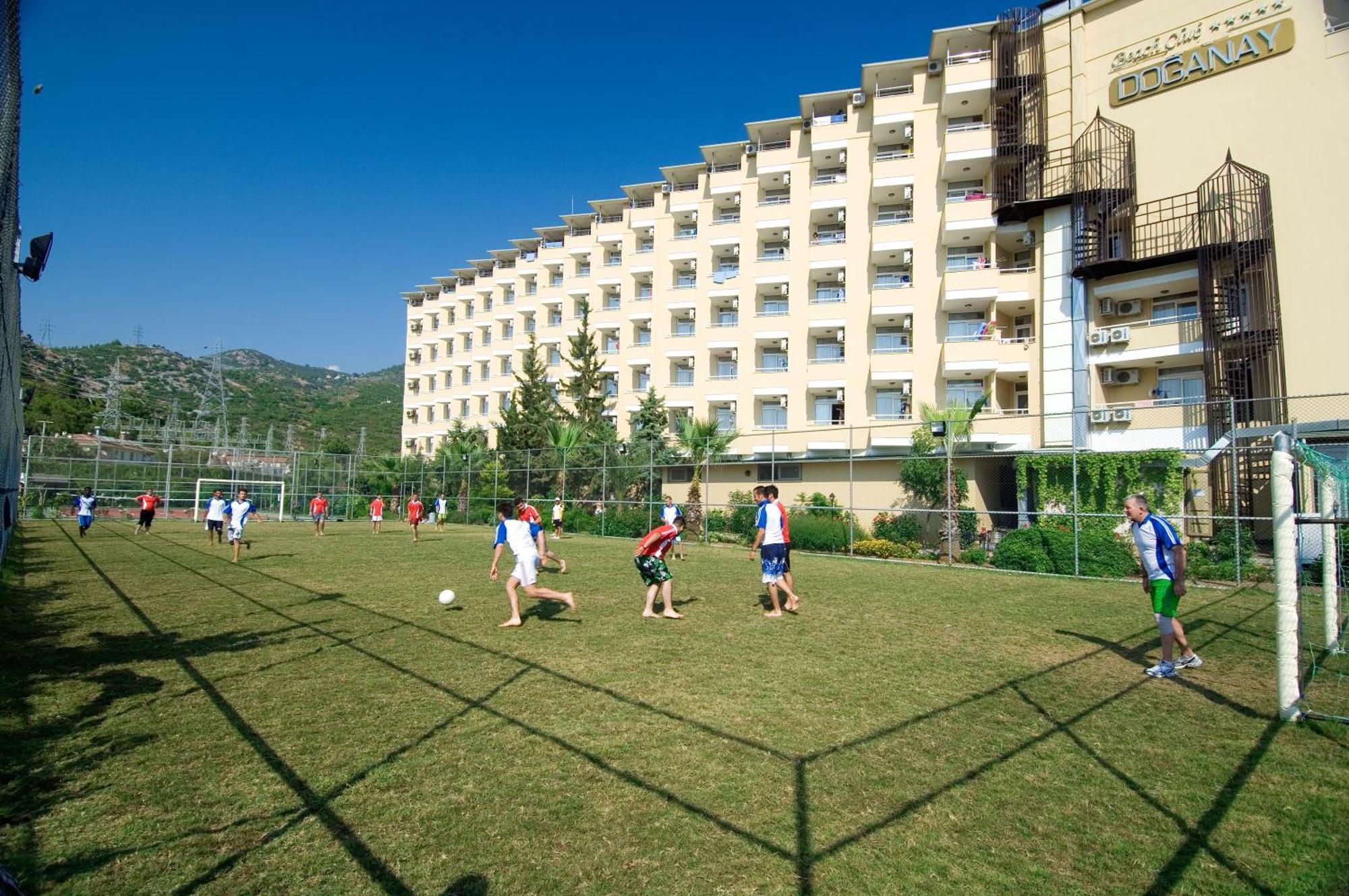 Hotel Beach Club Doganay 5*