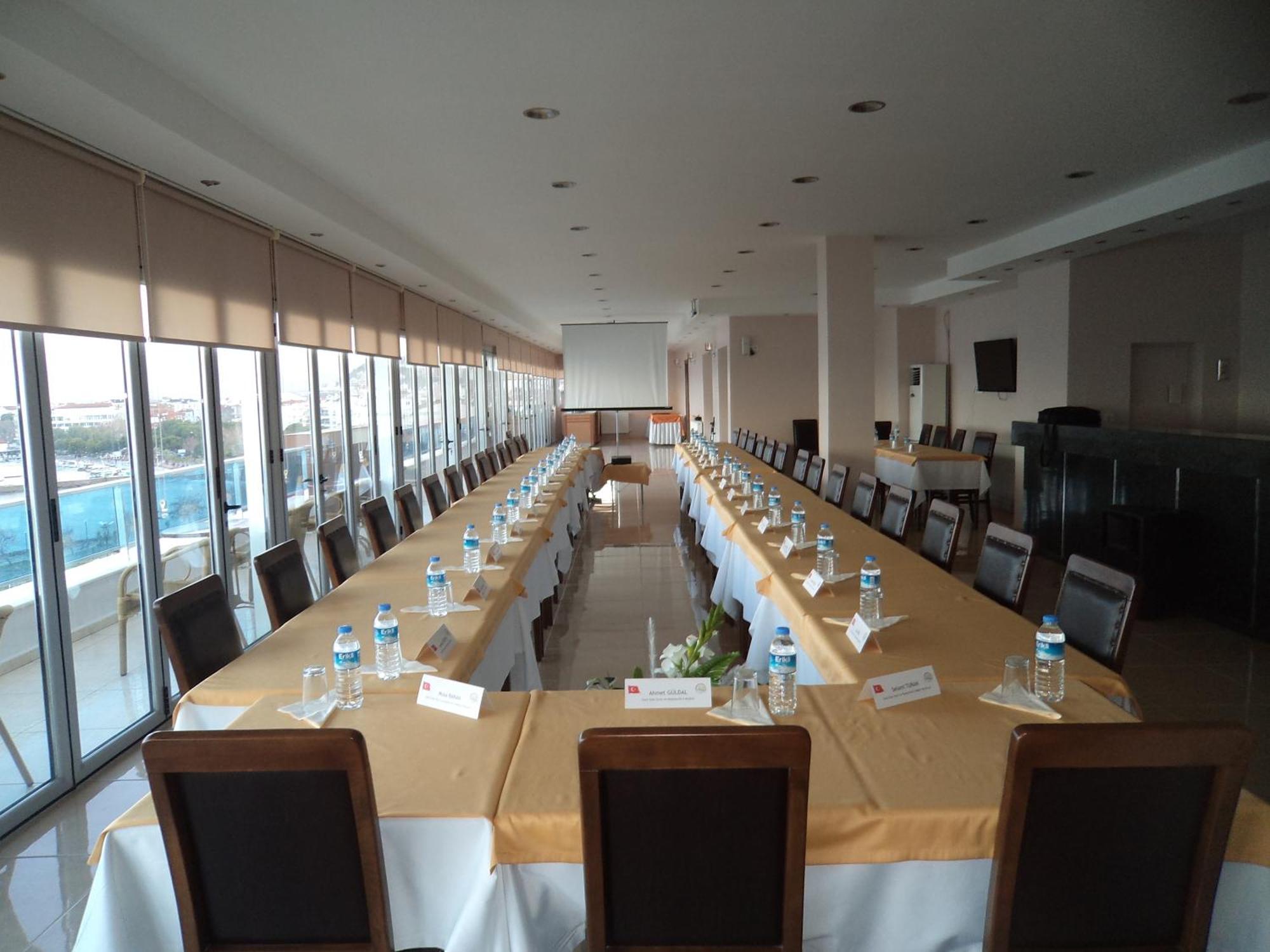 Hotel Perla 3*