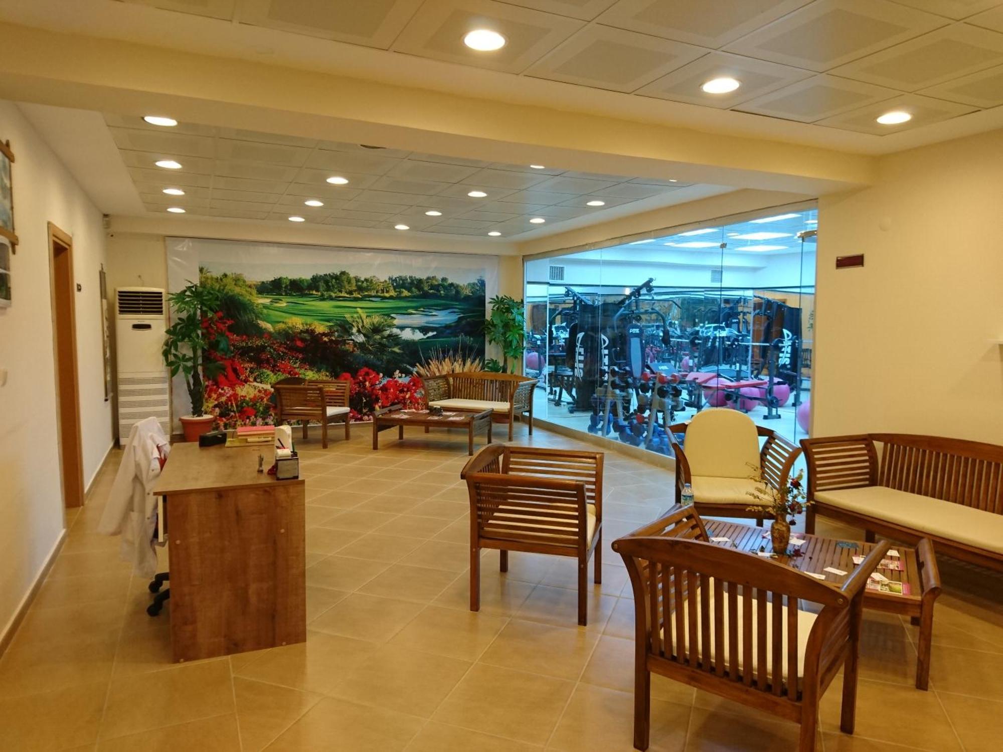 Zarha Mountain Hotel 4*