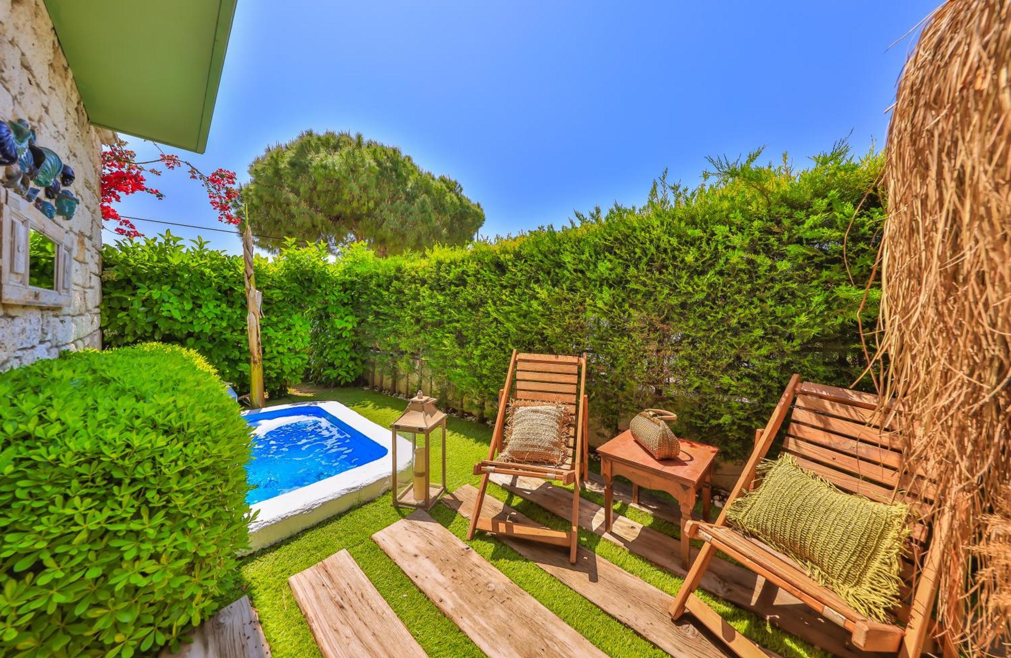 Palas Alacati - Adult Only Hotel 2*