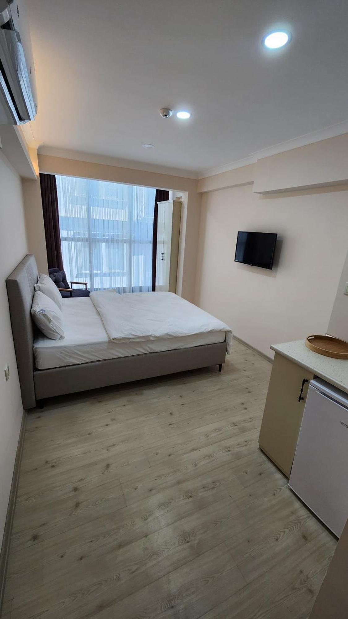 Esa Aparthotel
