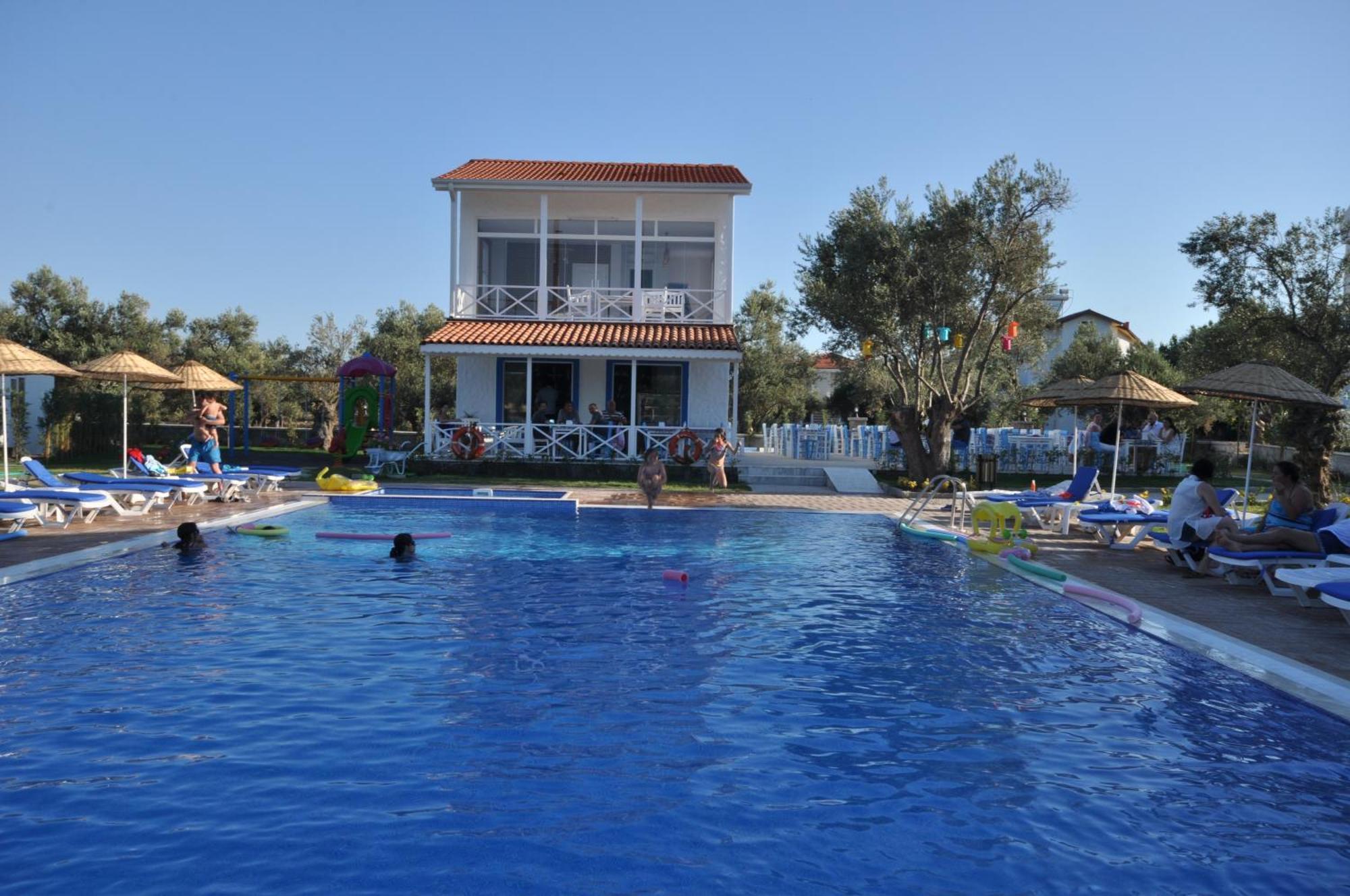 Zeytin Arasi Aparthotel 3*