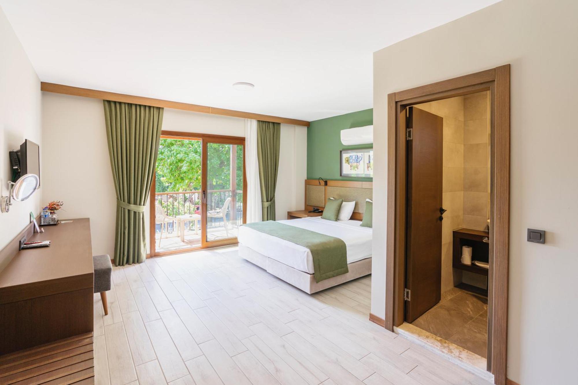 Hotel West House Exclusive