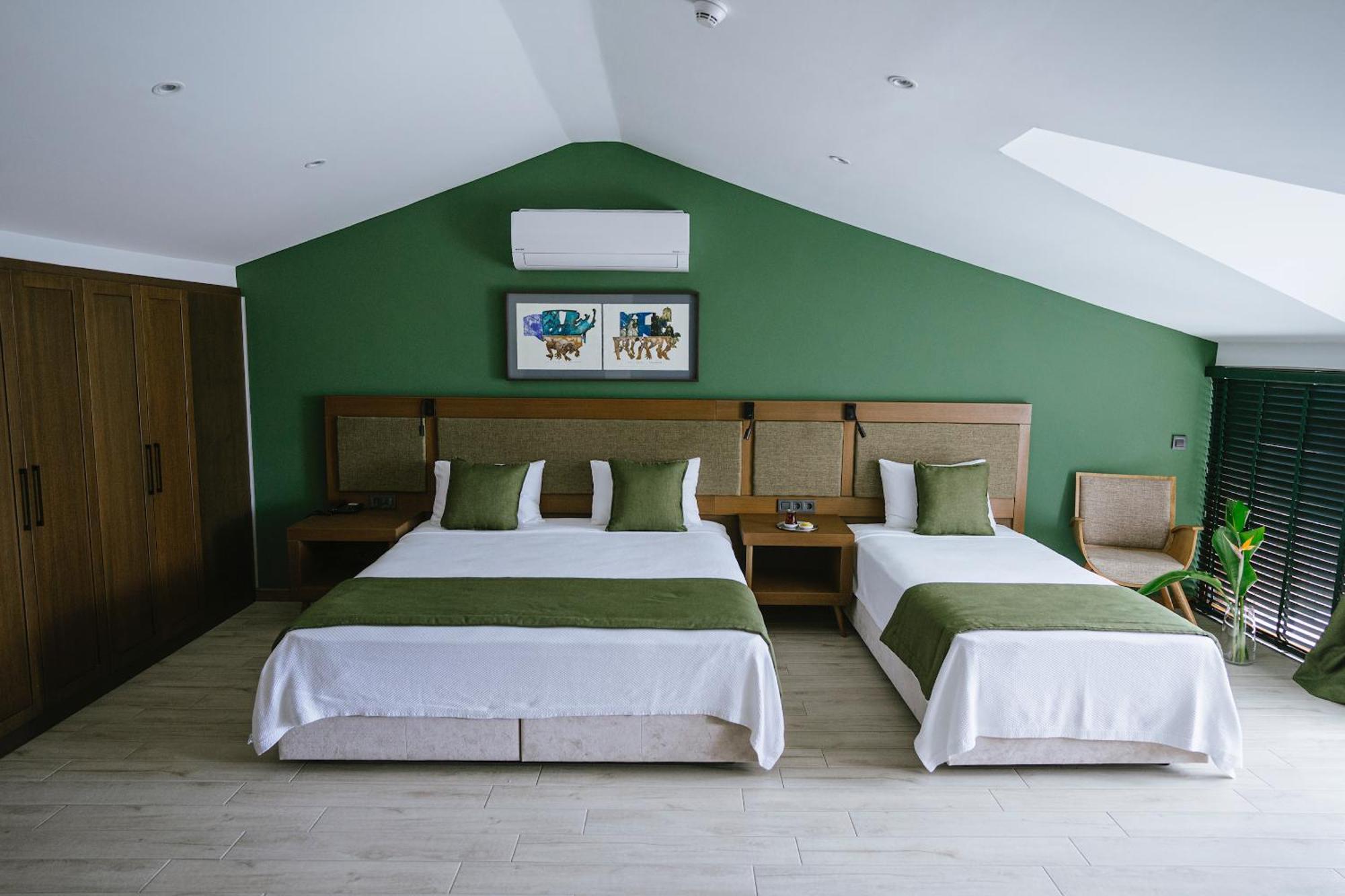 Hotel West House Exclusive *