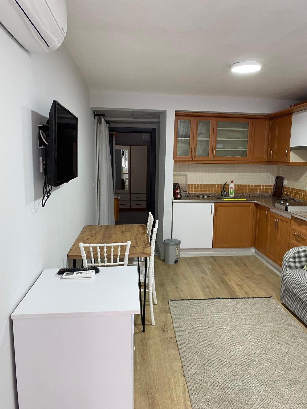 Izan Bakis Aparthotel *