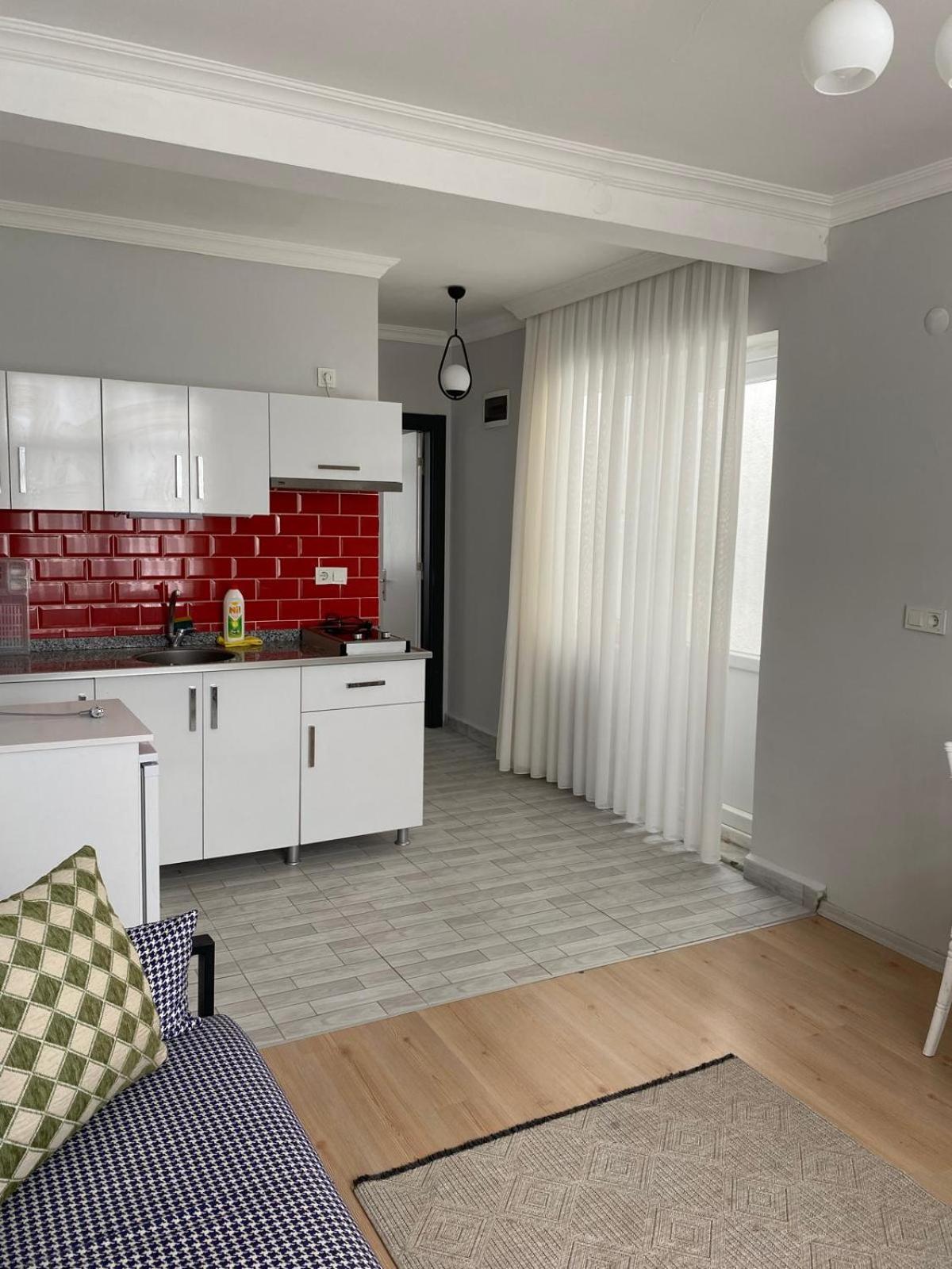 Izan Bakis Aparthotel