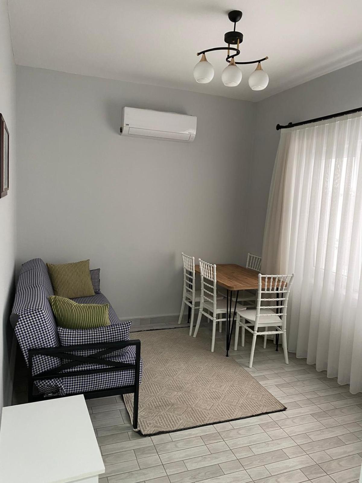 Izan Bakis Aparthotel