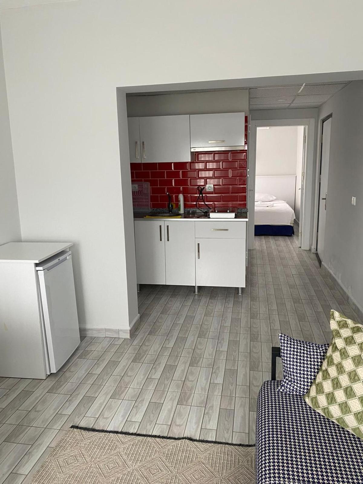 Izan Bakis Aparthotel