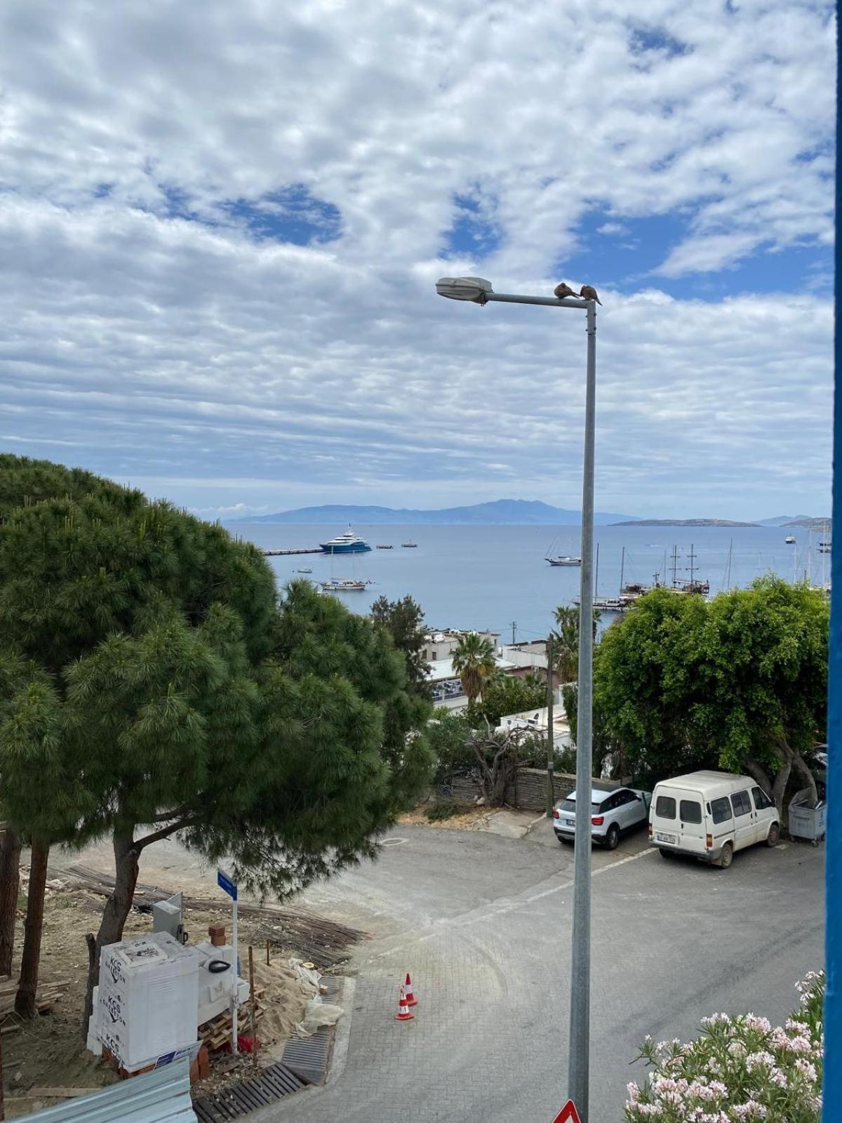 Izan Bakis Aparthotel