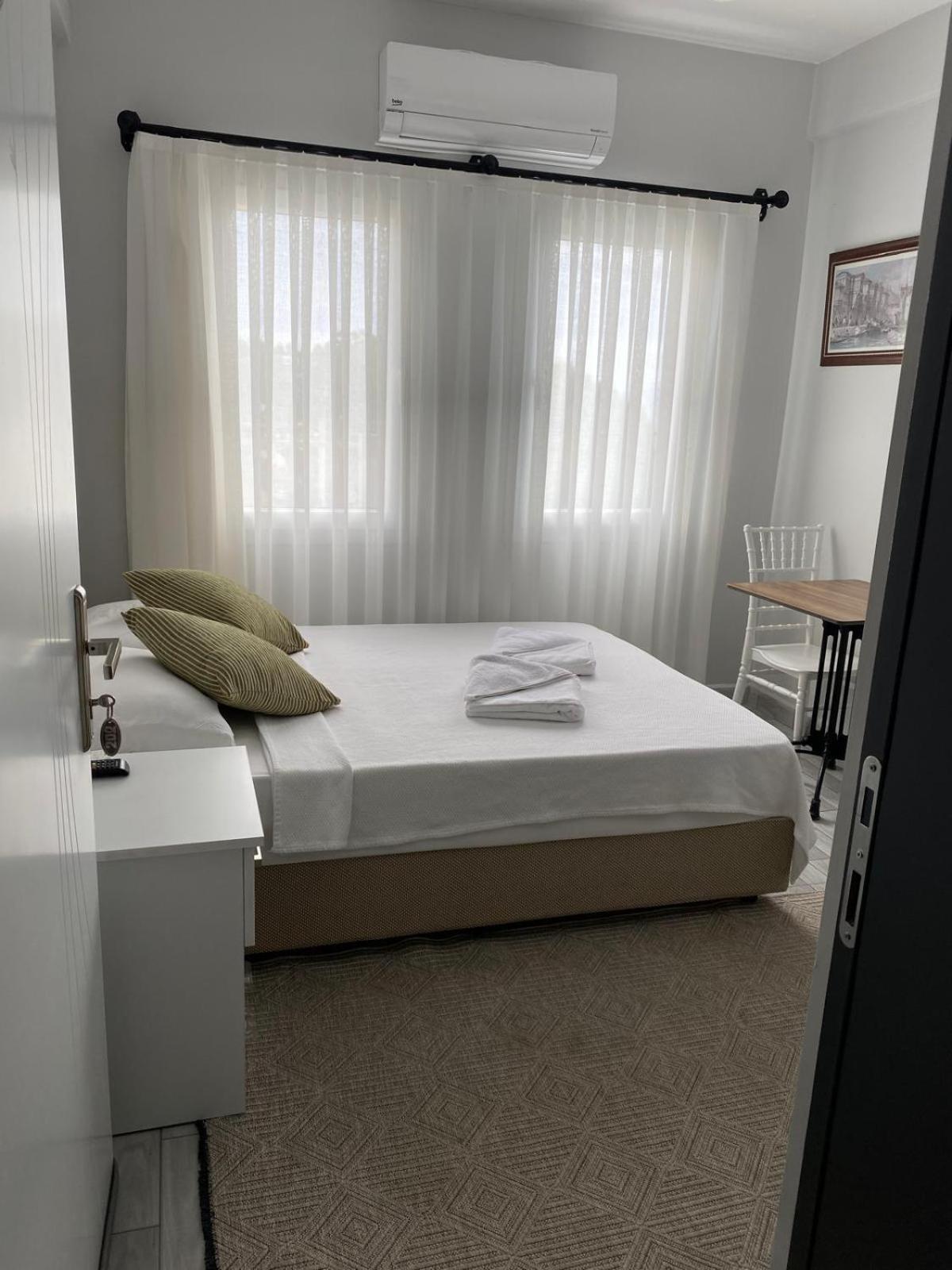 Izan Bakis Aparthotel