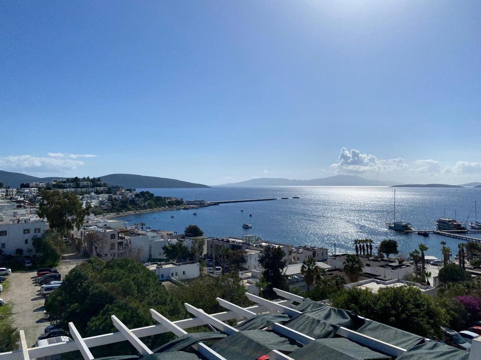 Aparthotel Izan Bakis