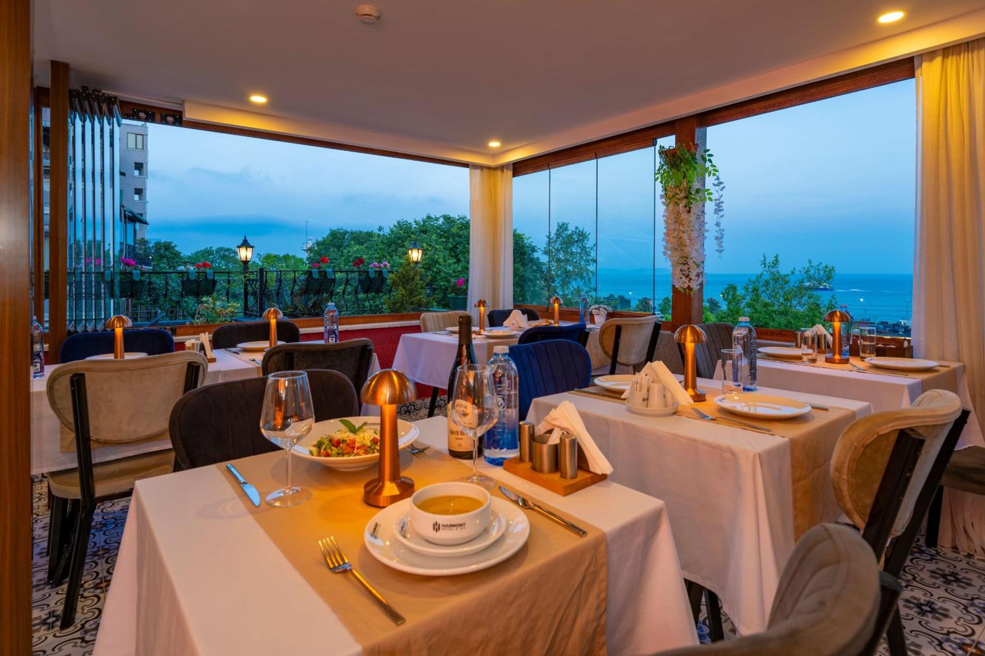 Hotel Harmony & Istanbul