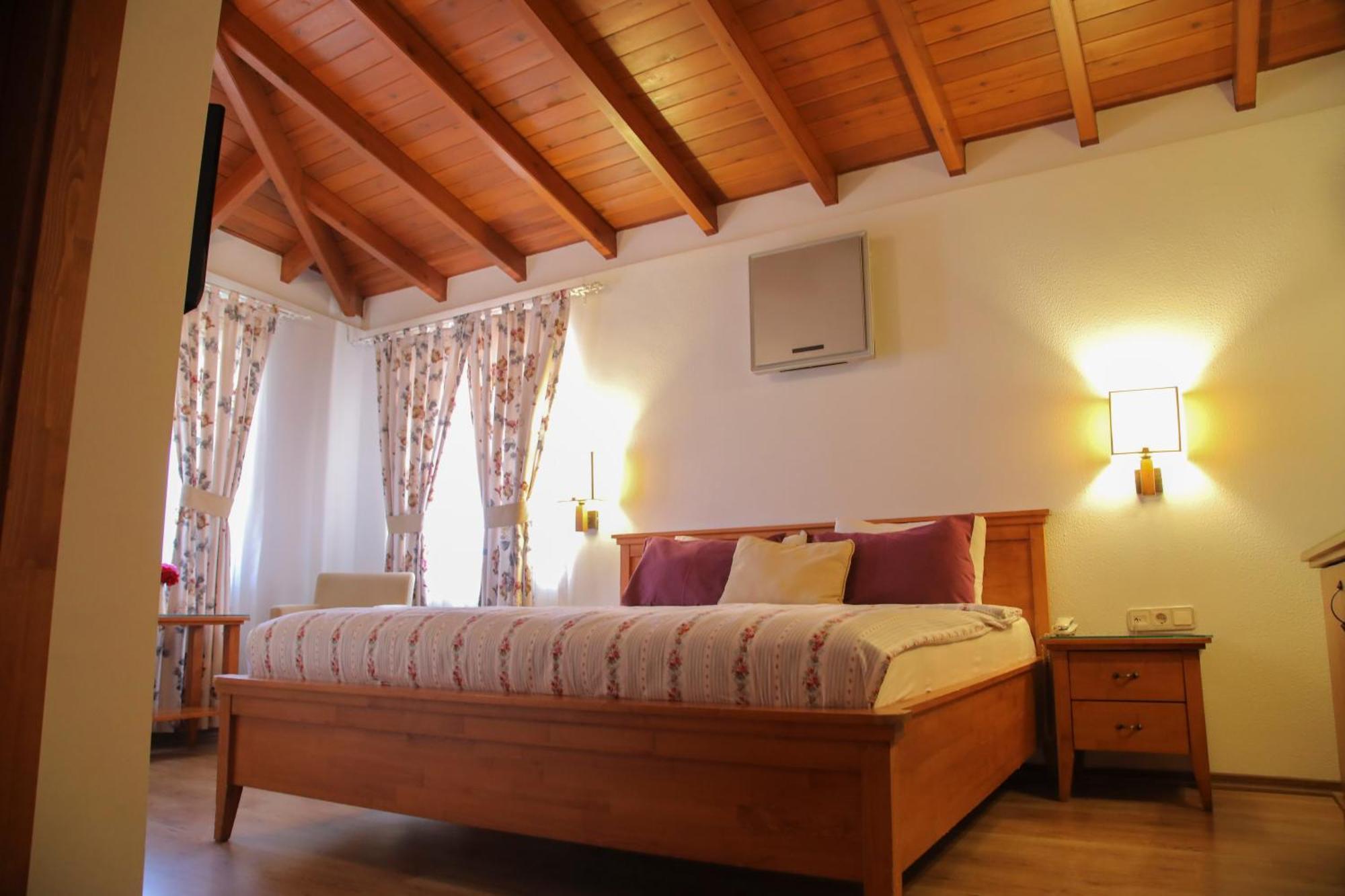 Leylak 4* Alacati