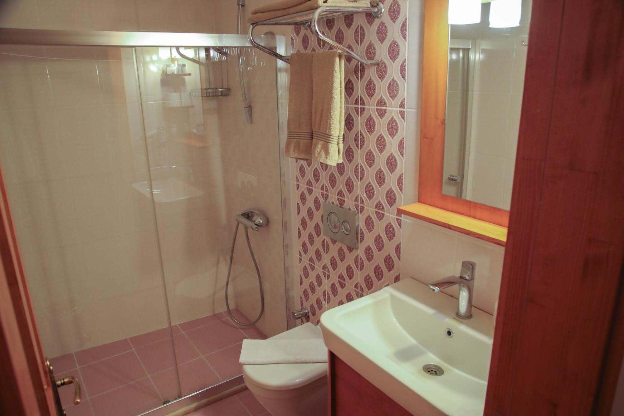 Leylak Hotel