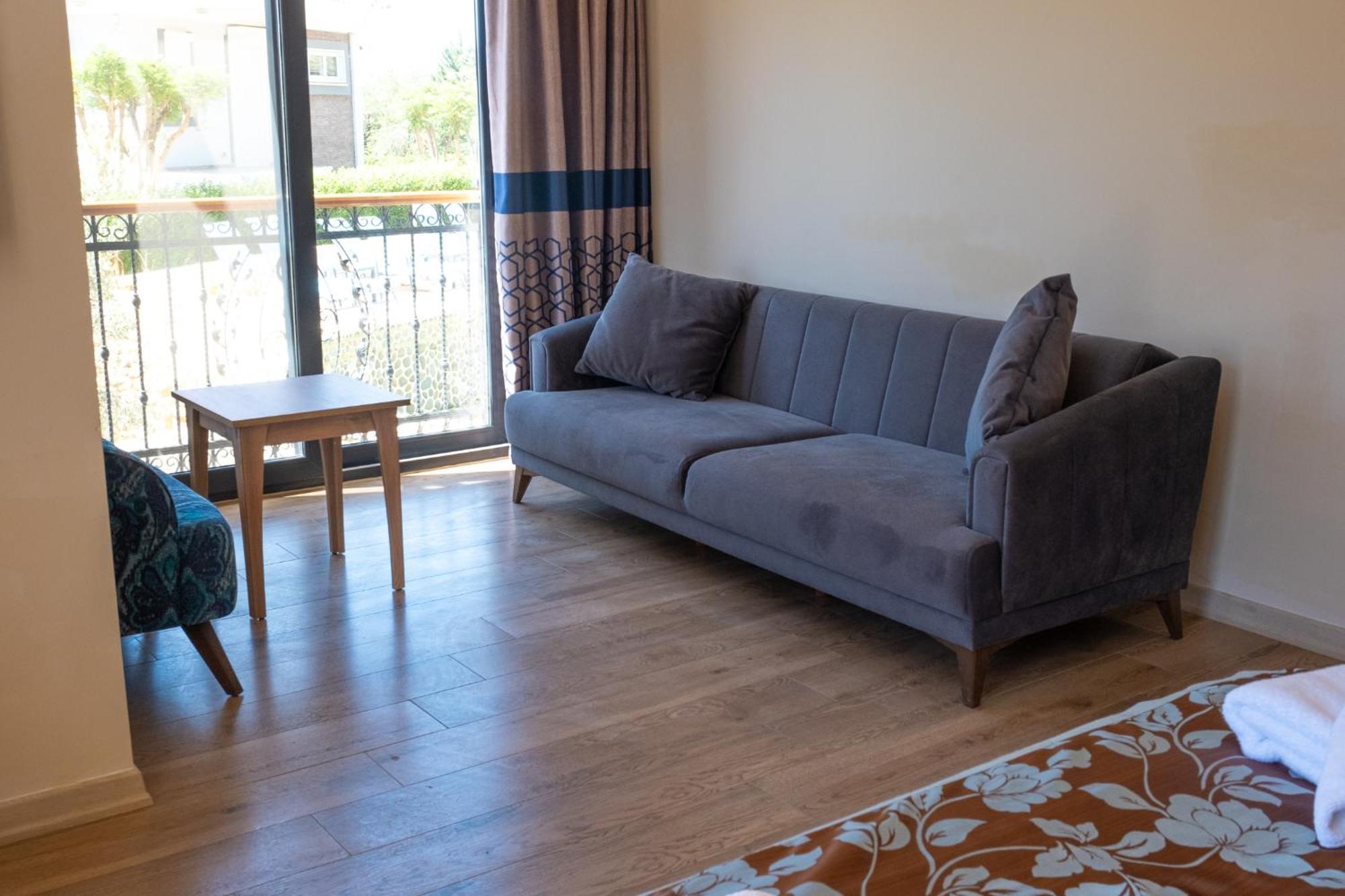 Hotel Perdikia Hill And 4*