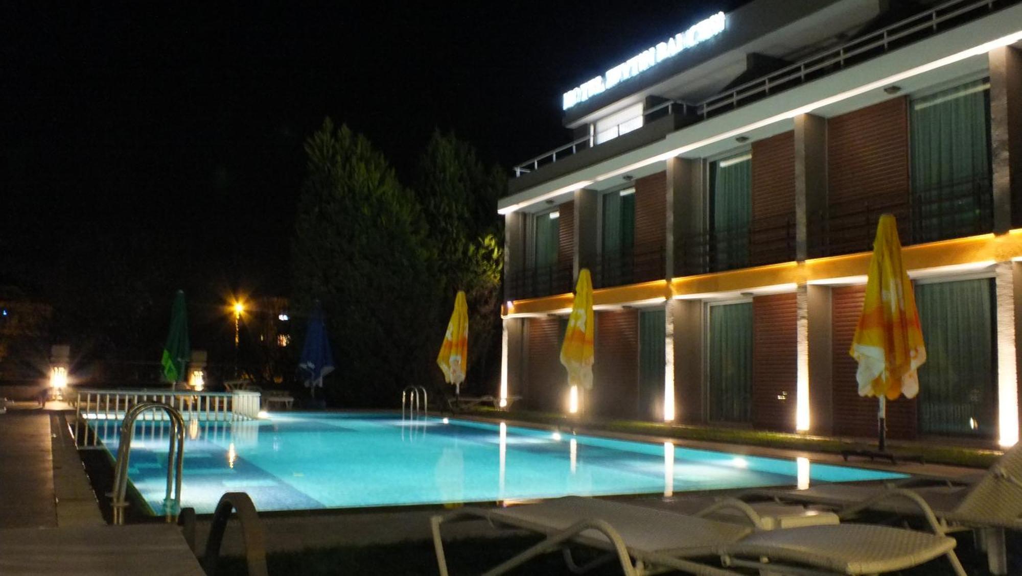Zeytin Bahcesi Hotel 3*