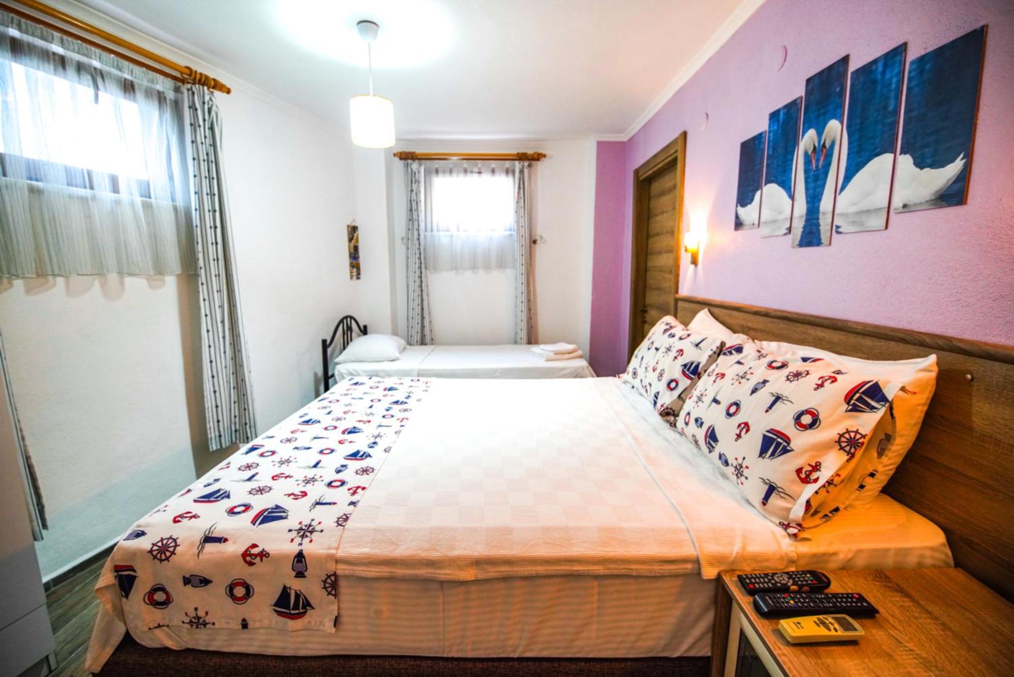 Vitis Hotel 3*