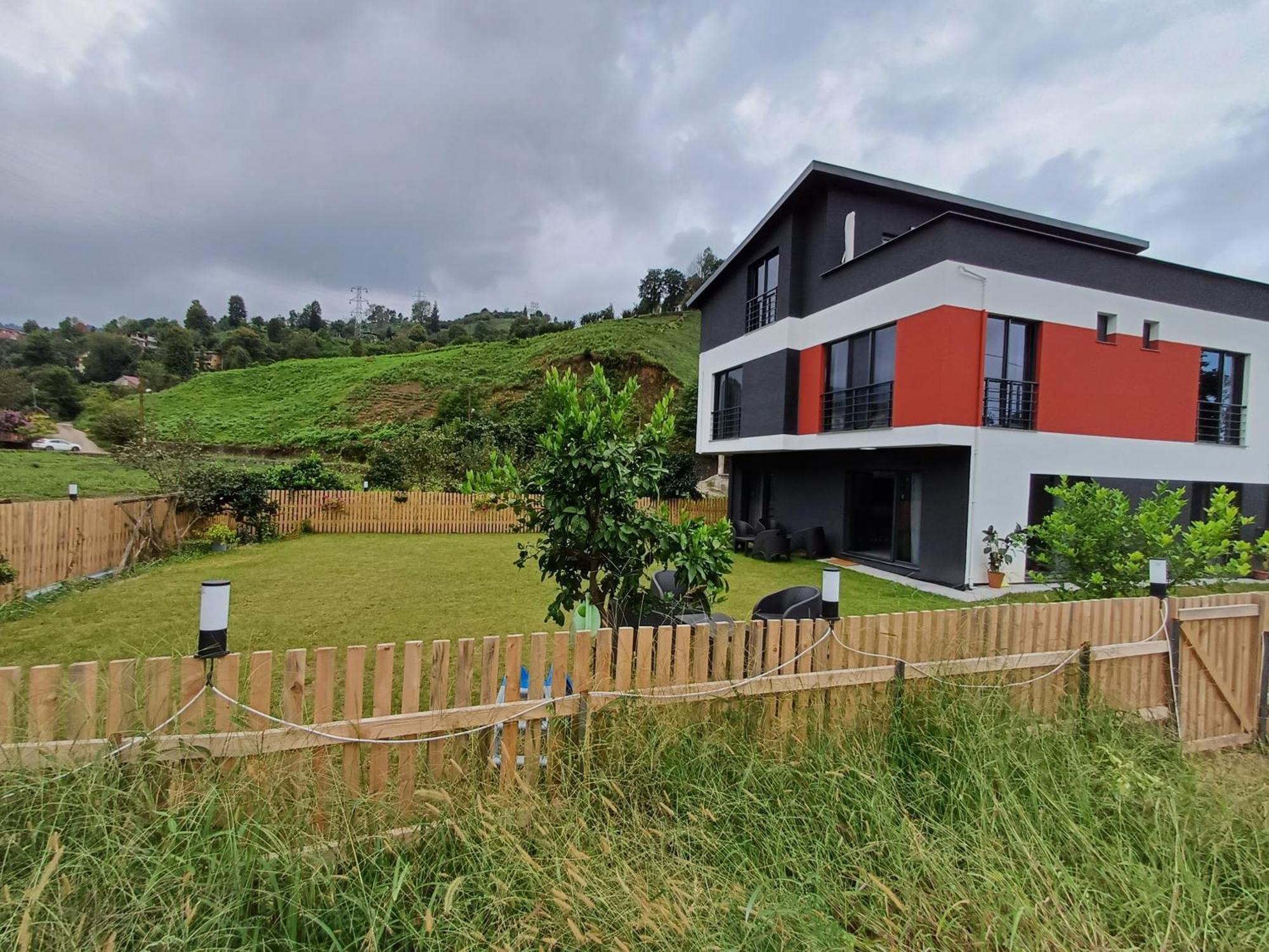 Villaz Ardesen