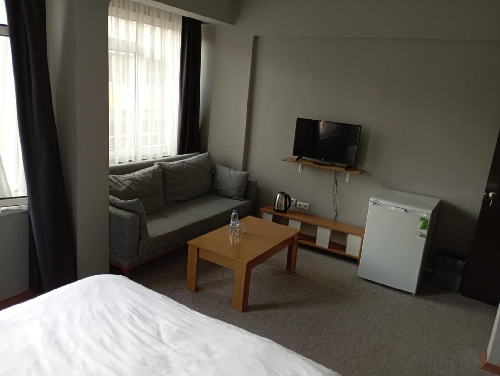 Vidinli Hotel *