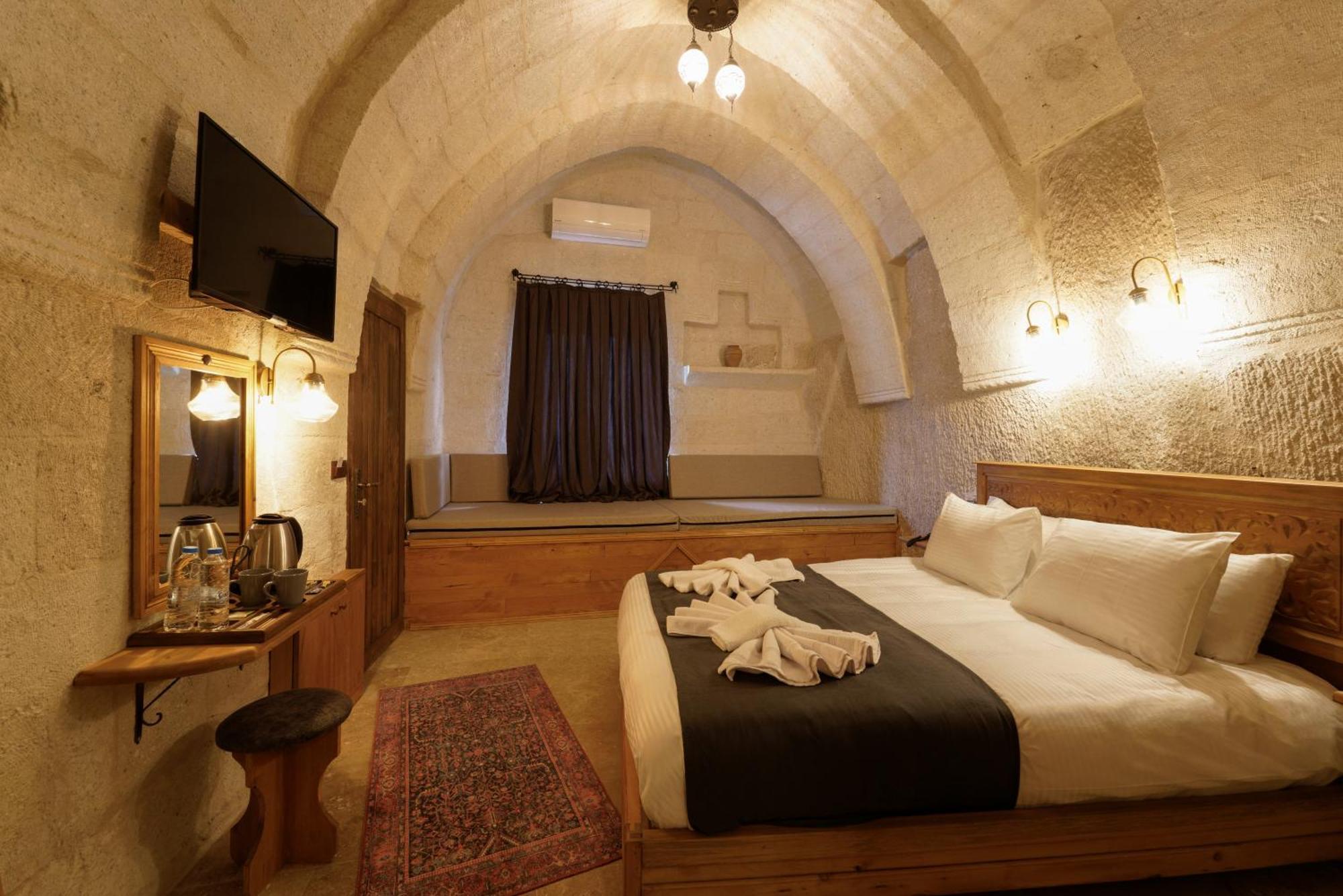 Escape Cave Goreme
