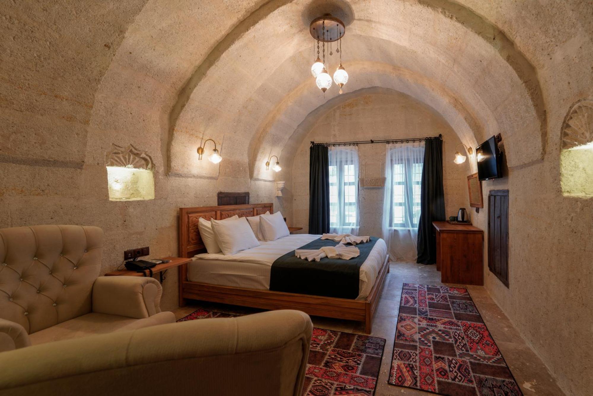Escape Cave Goreme