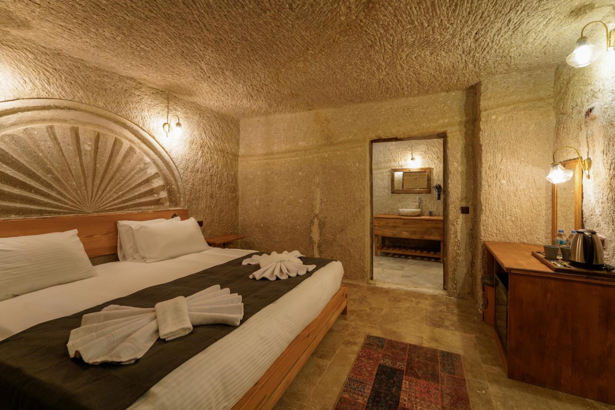 Escape Cave Goreme