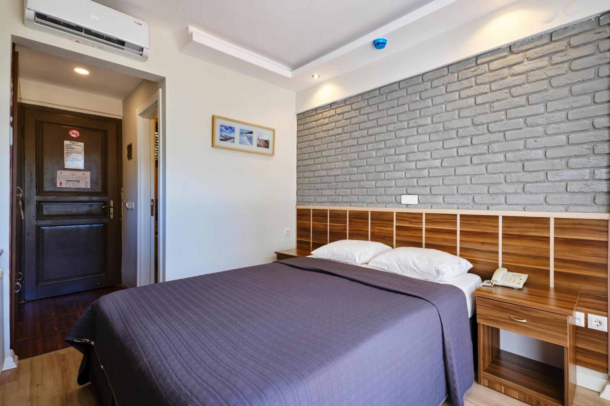 Hotel Aquarius 3*