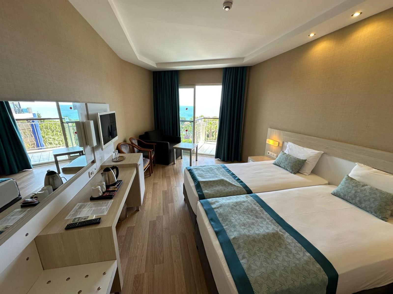 Hotel Riviera &