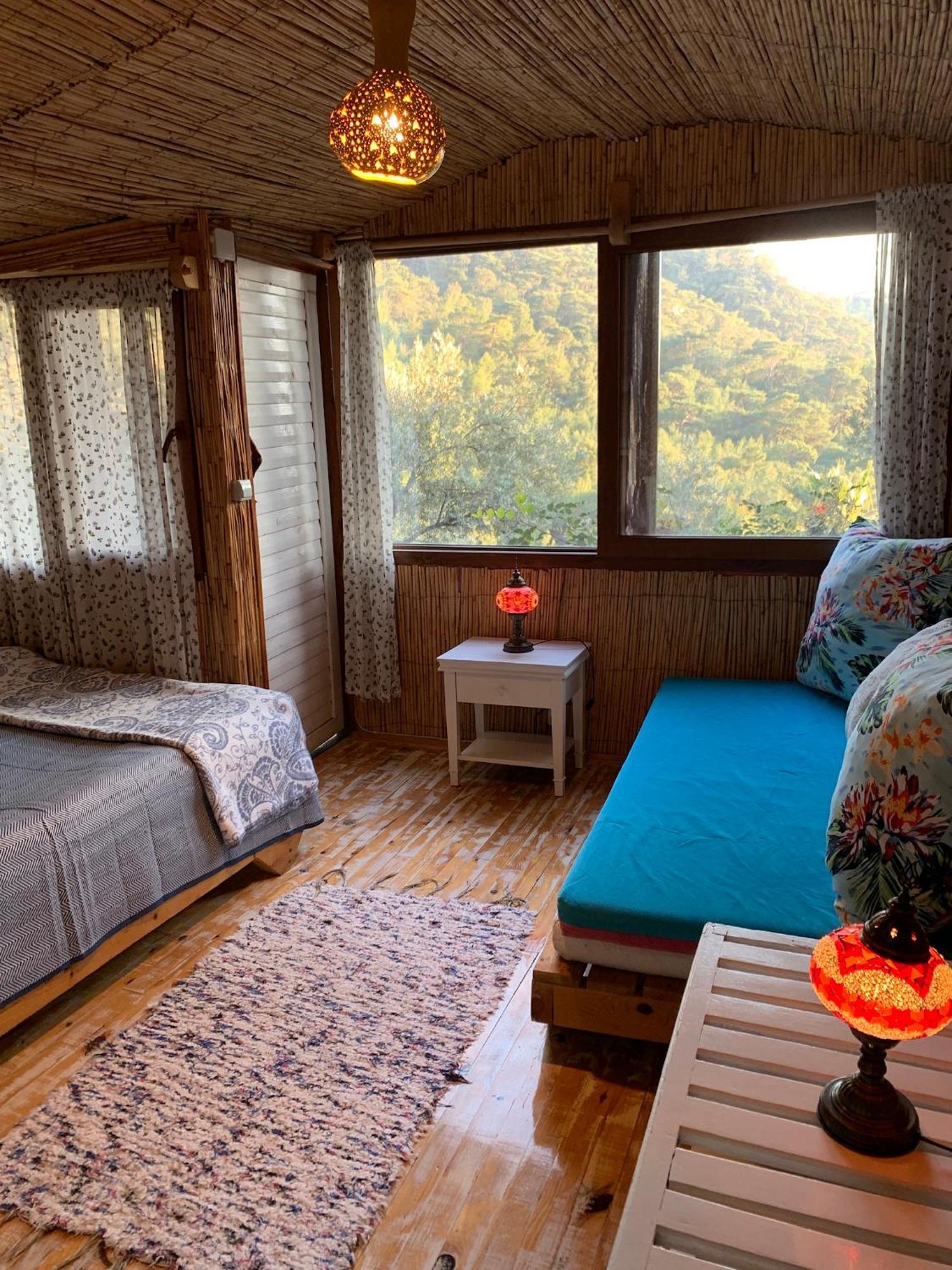 Turan Hill Lounge 4*