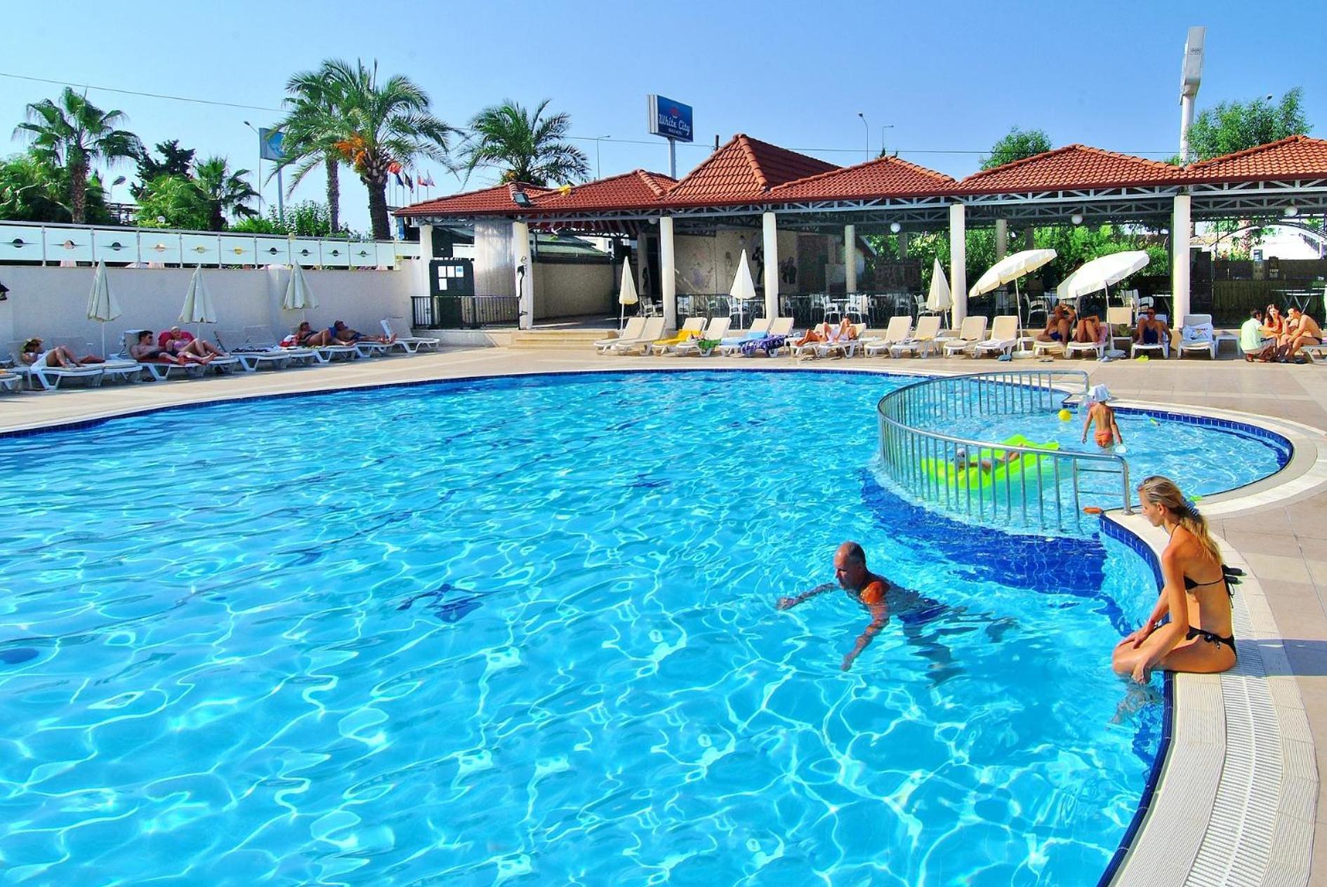 Hotel Mirabell 4*