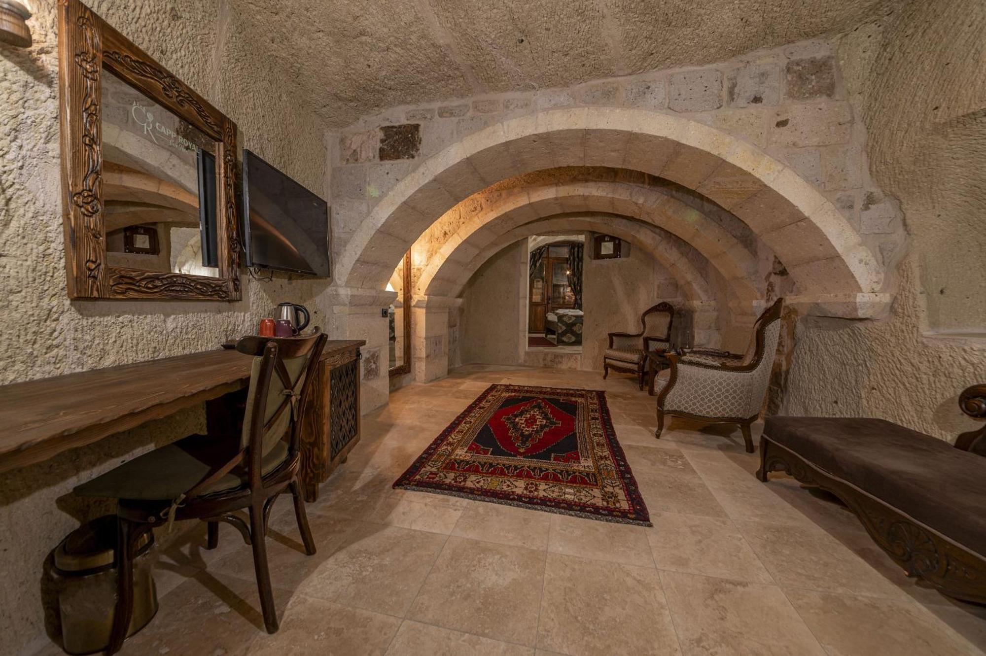 Capp Royal Cave Hotel