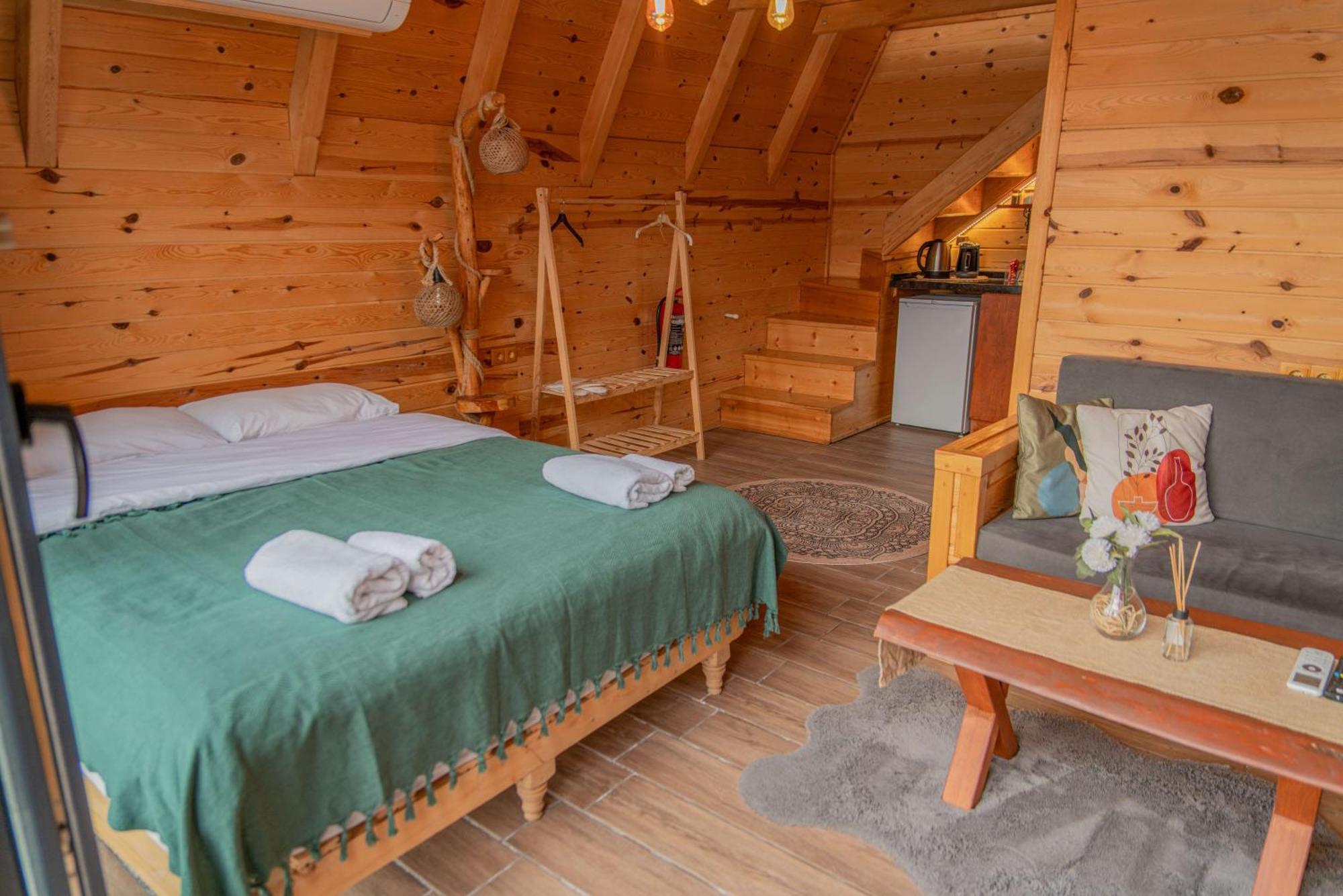 Pera Bed & Breakfast *