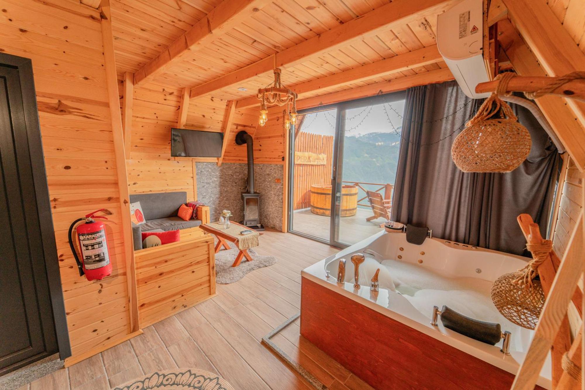 Pera Bed & Breakfast *