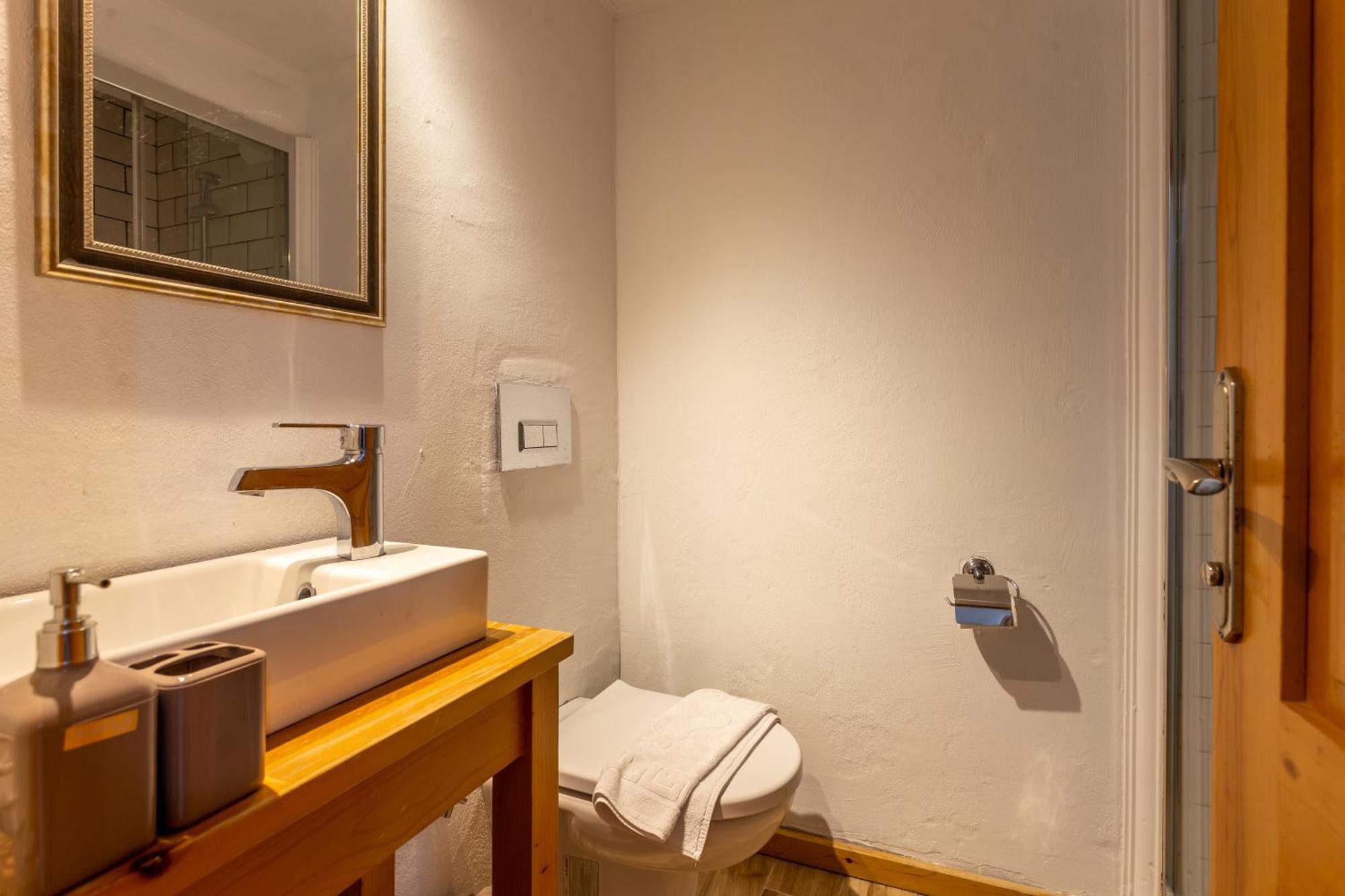 Hotel Nest Gunay *