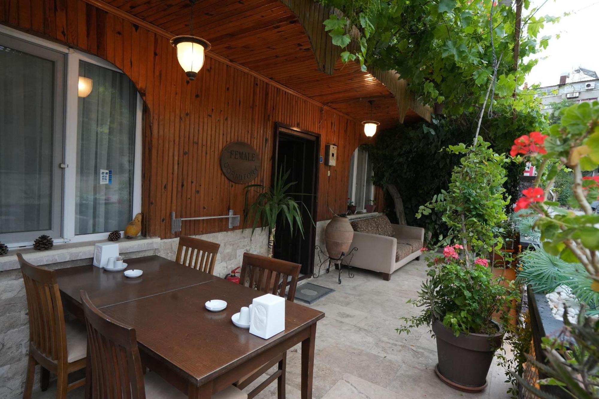 Hotel Ozenturku 3*