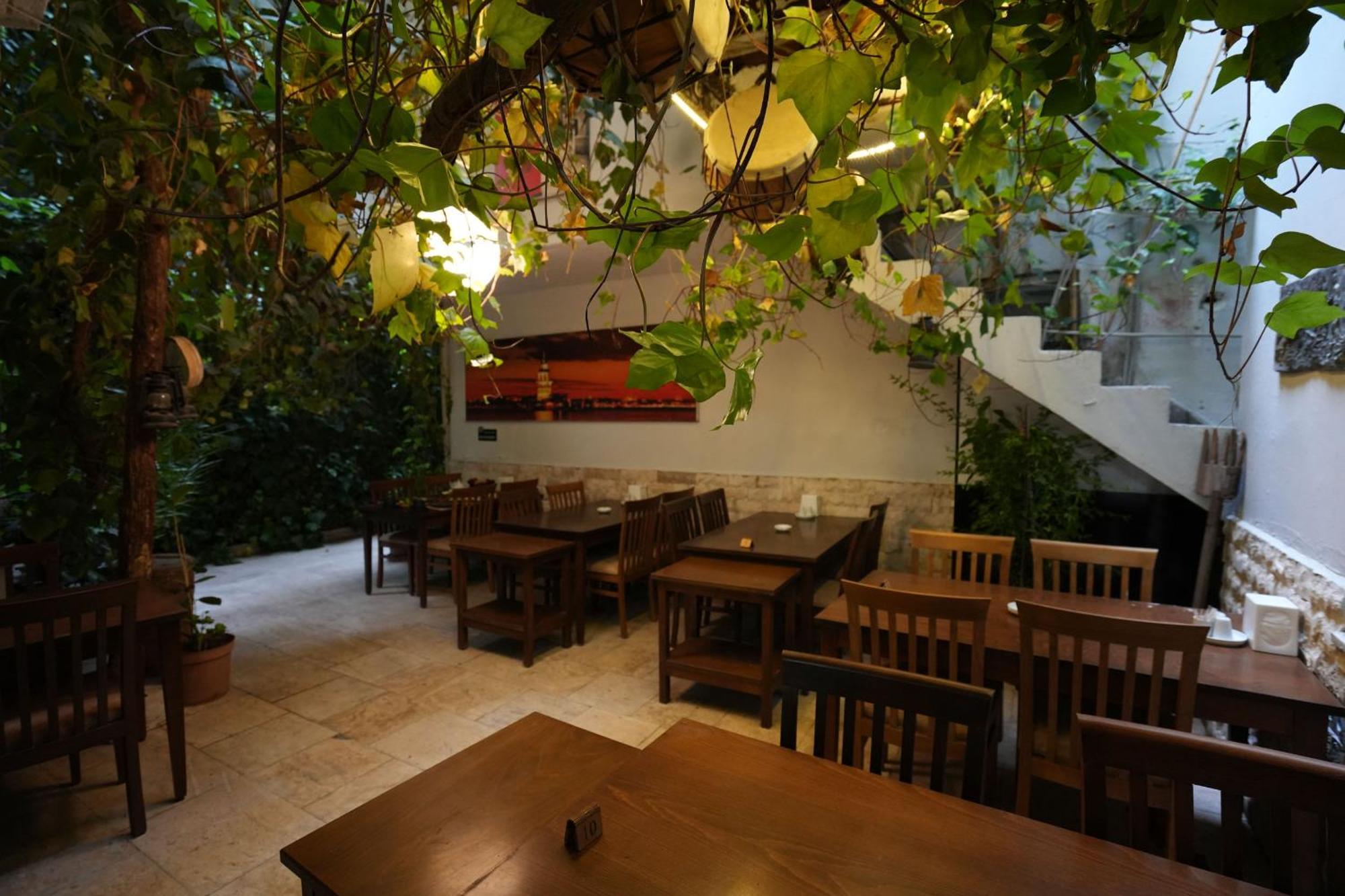 Ozenturku Hotel