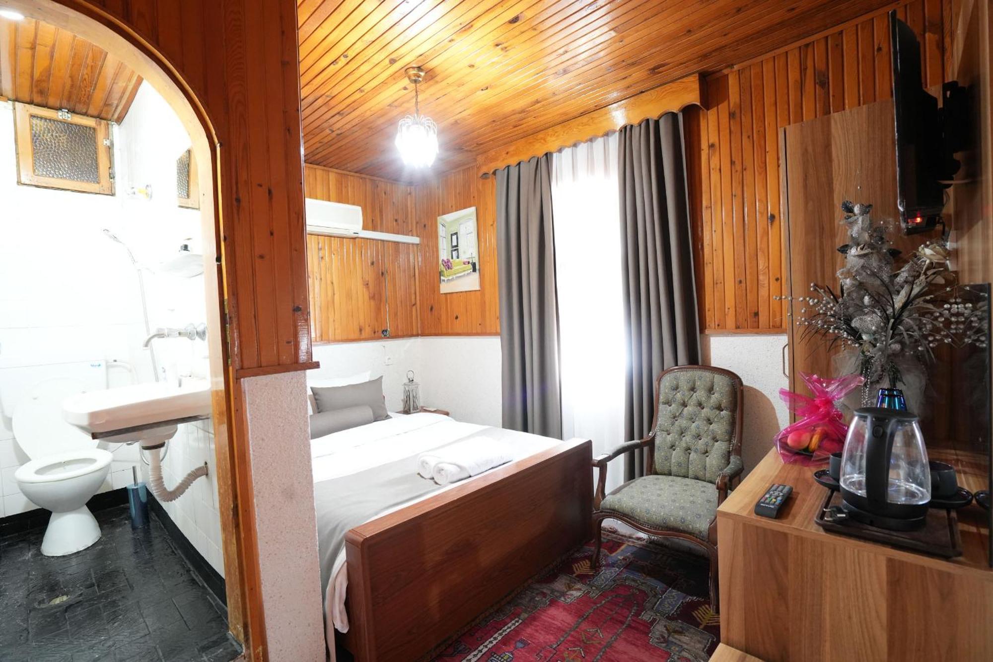 Hotel Ozenturku 3*