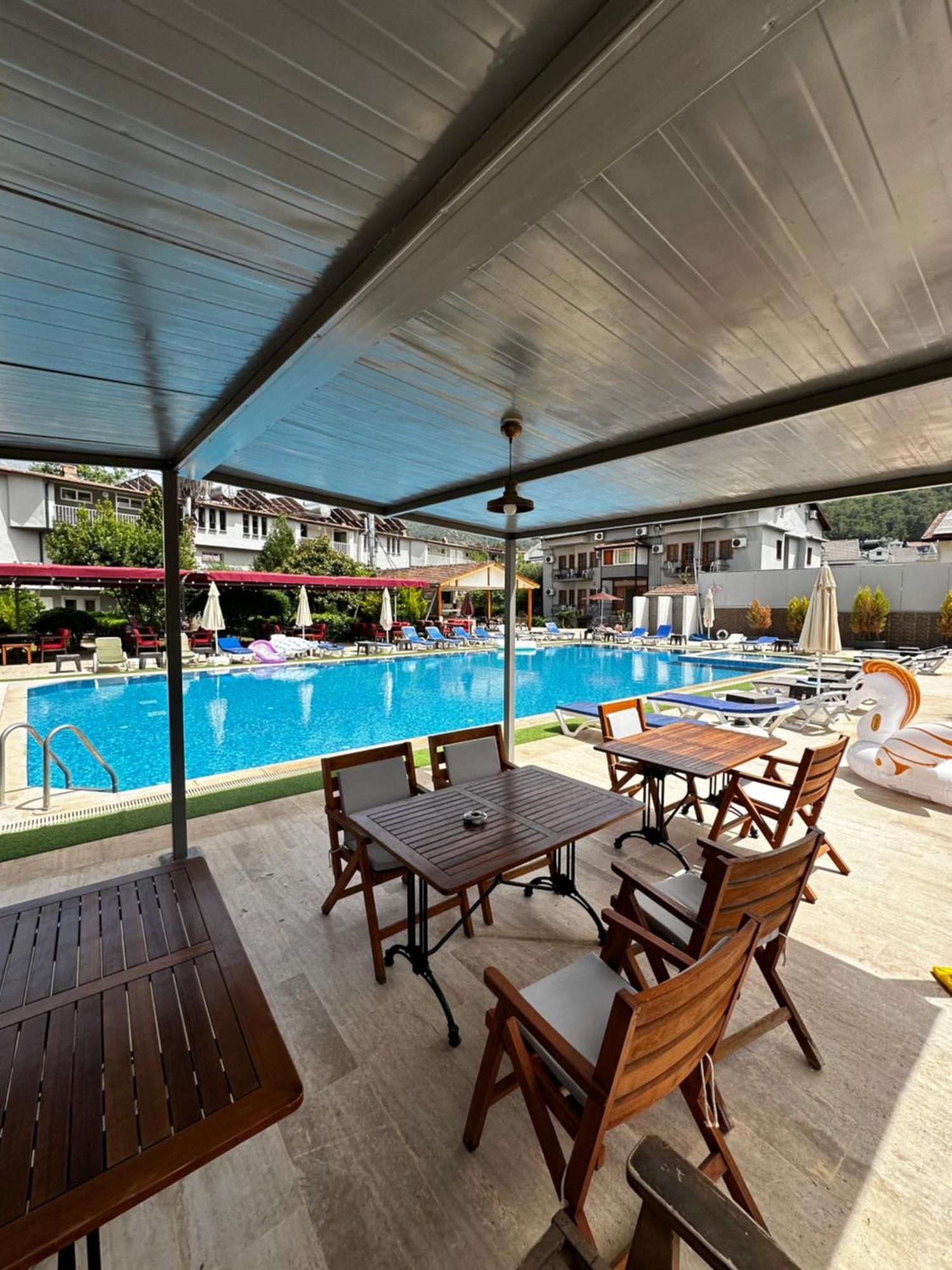 Hotel Carmina Ovacik (Fethiye)
