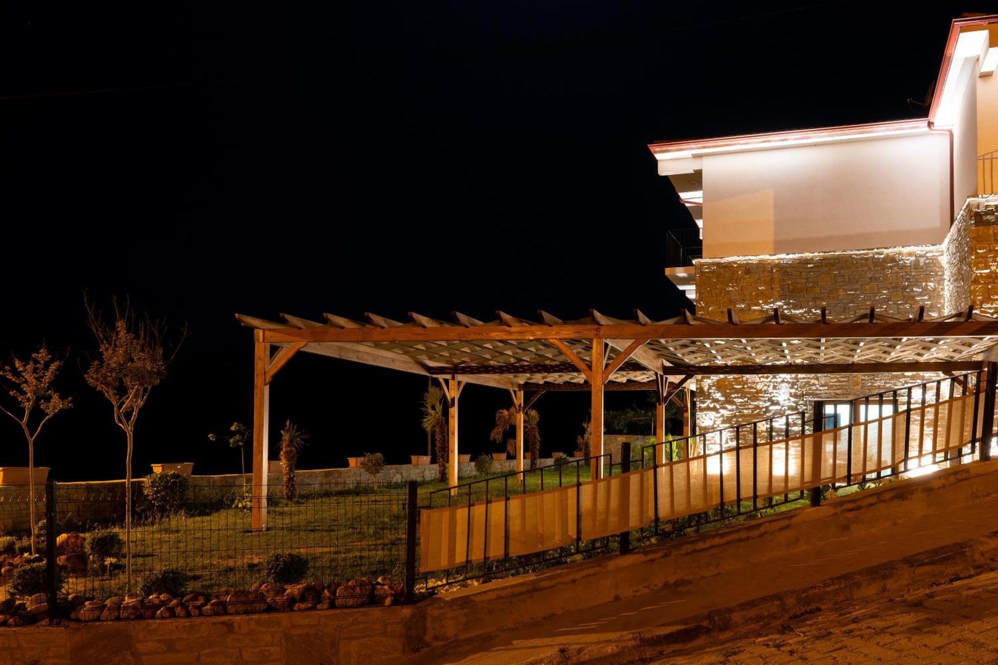 Terra Gaia Hotel *