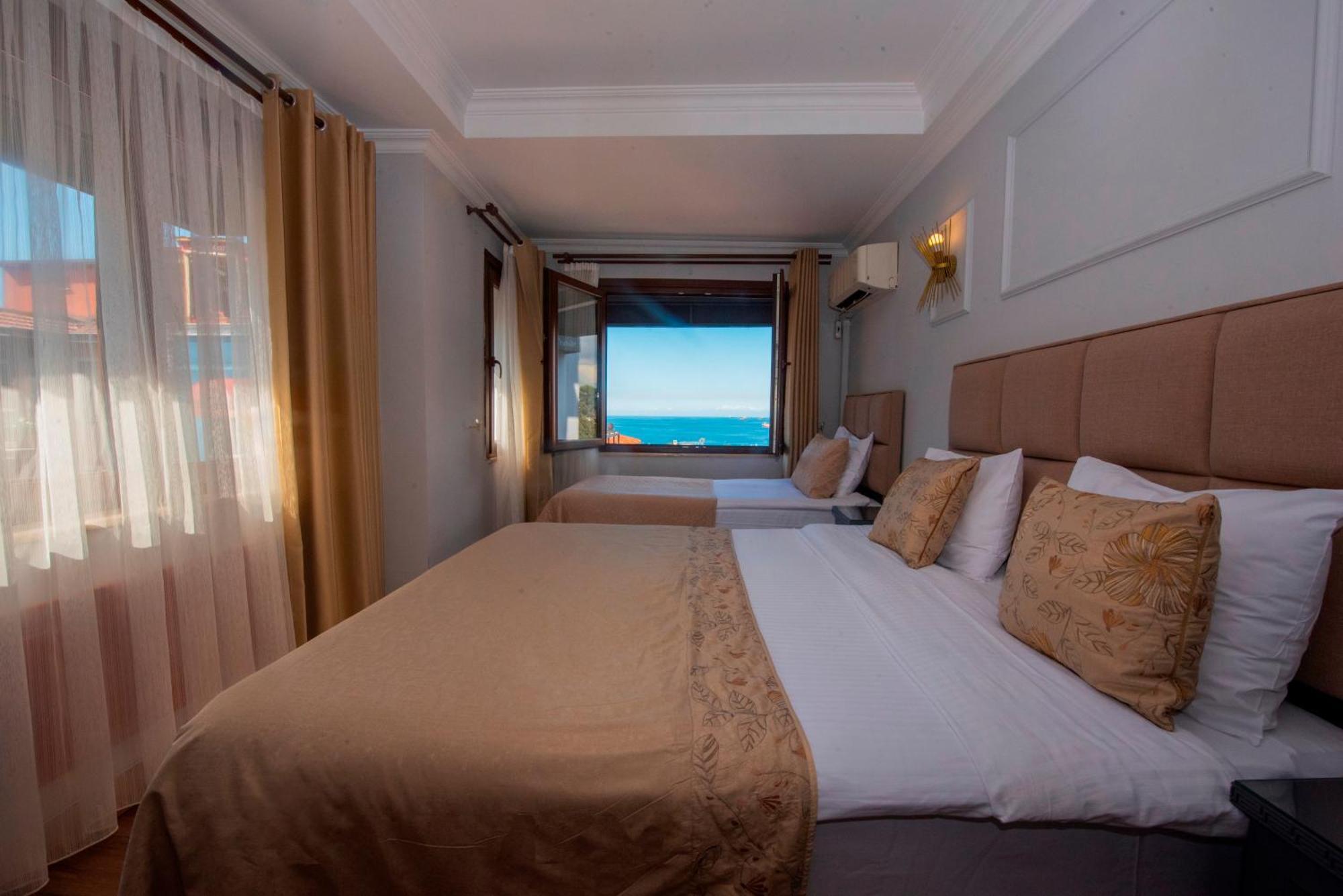 Hotel Daphne 4*