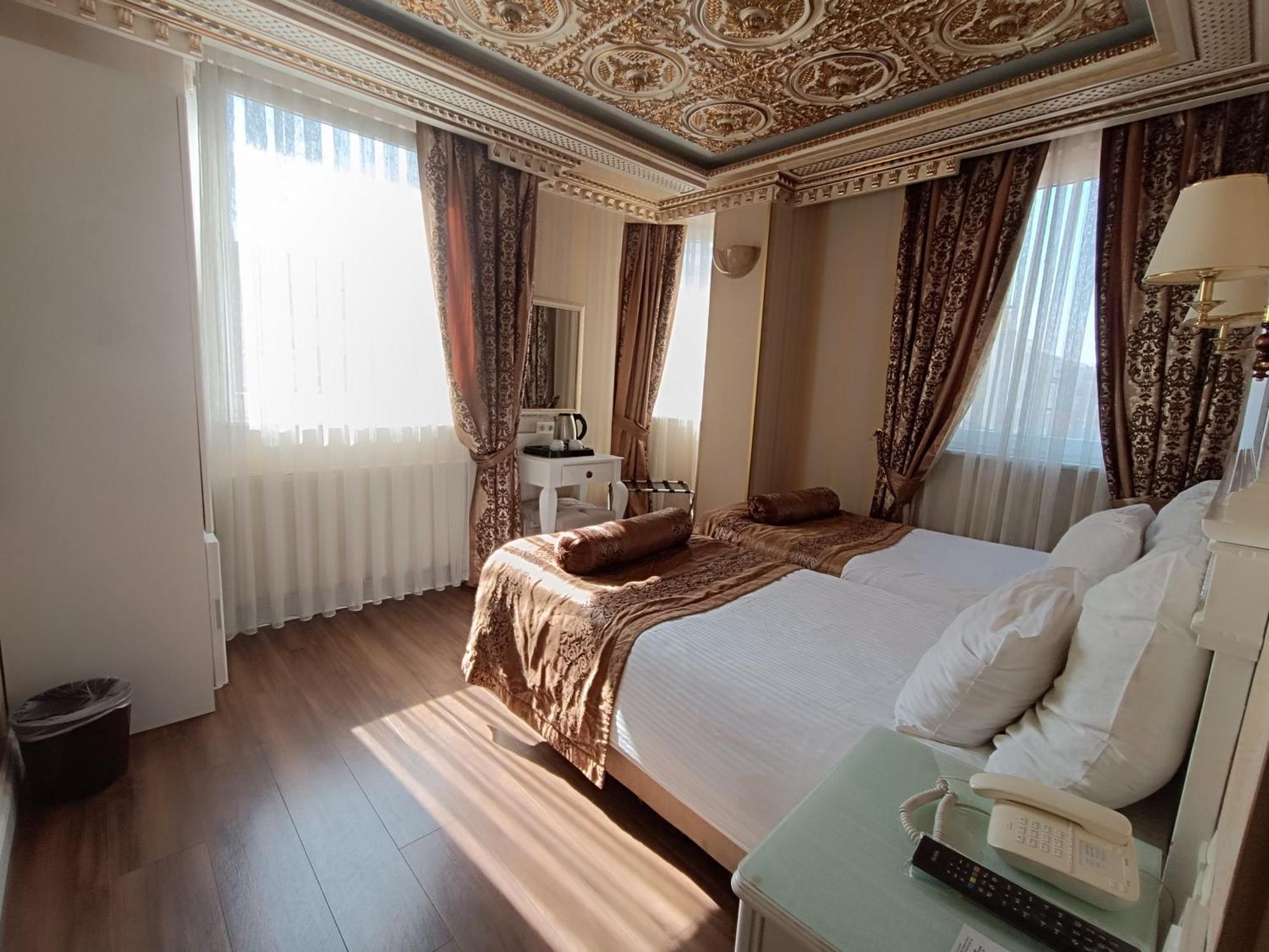 Hotel Golden Horn