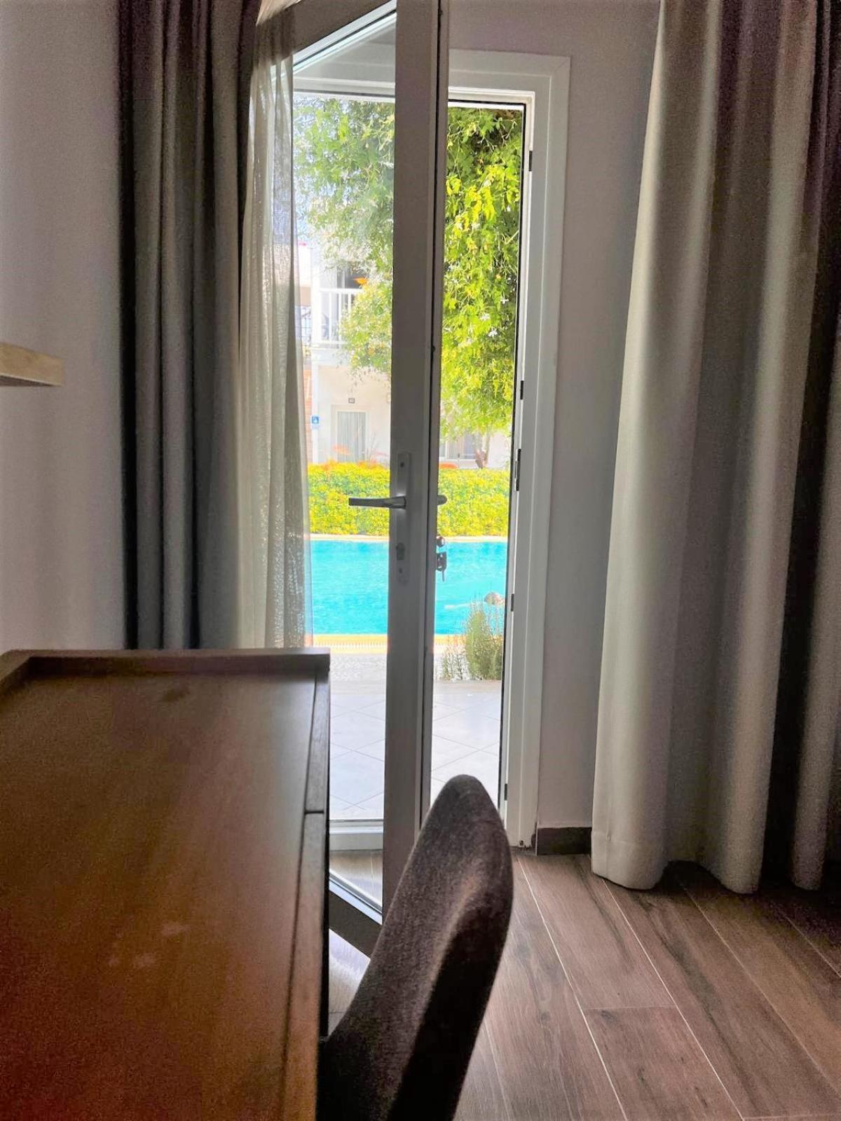 Hotel Gumusluk Hotel 3*