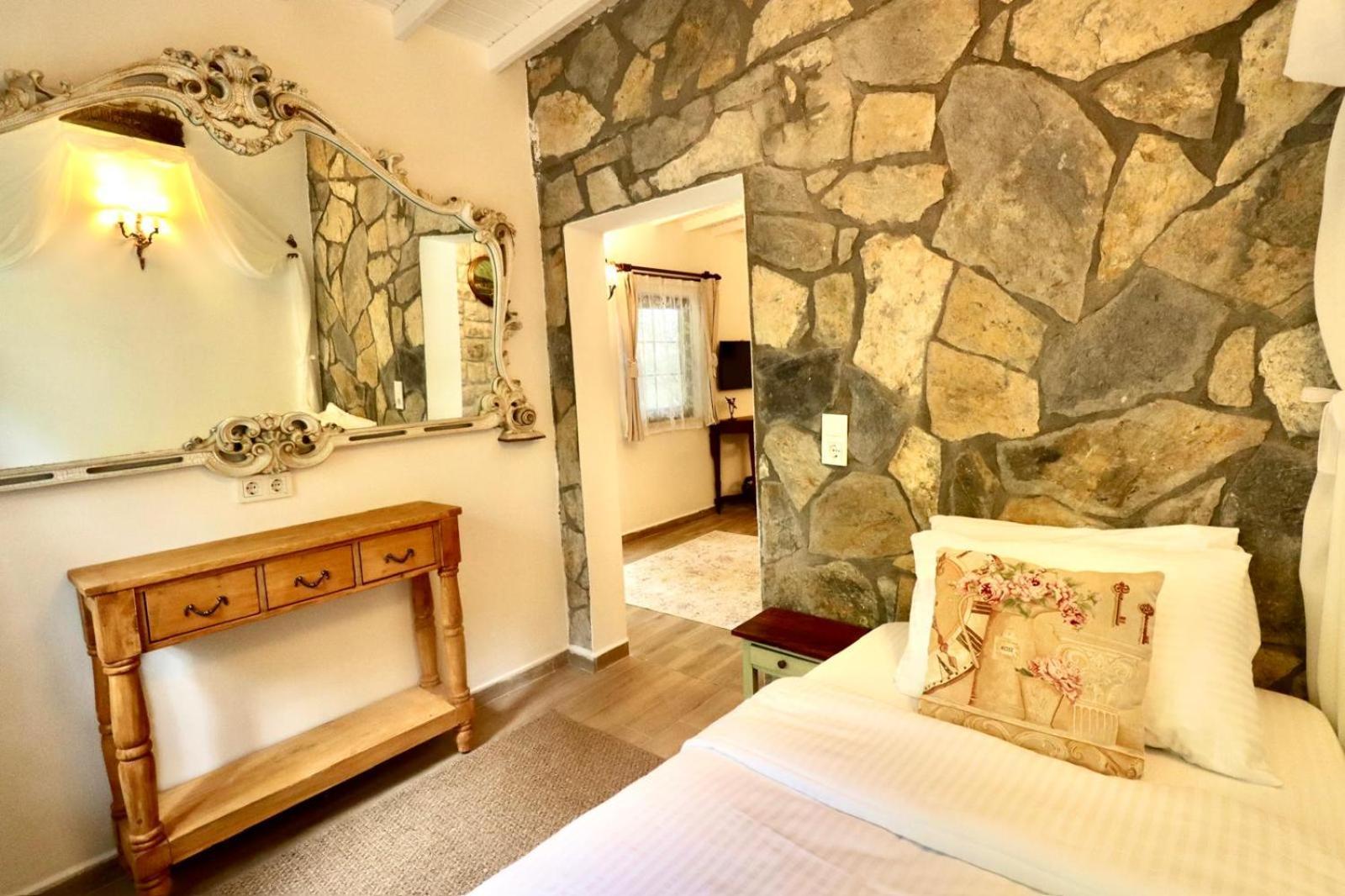 Kemerbag 29 12 Yas Uestue (adults Only) 4*
