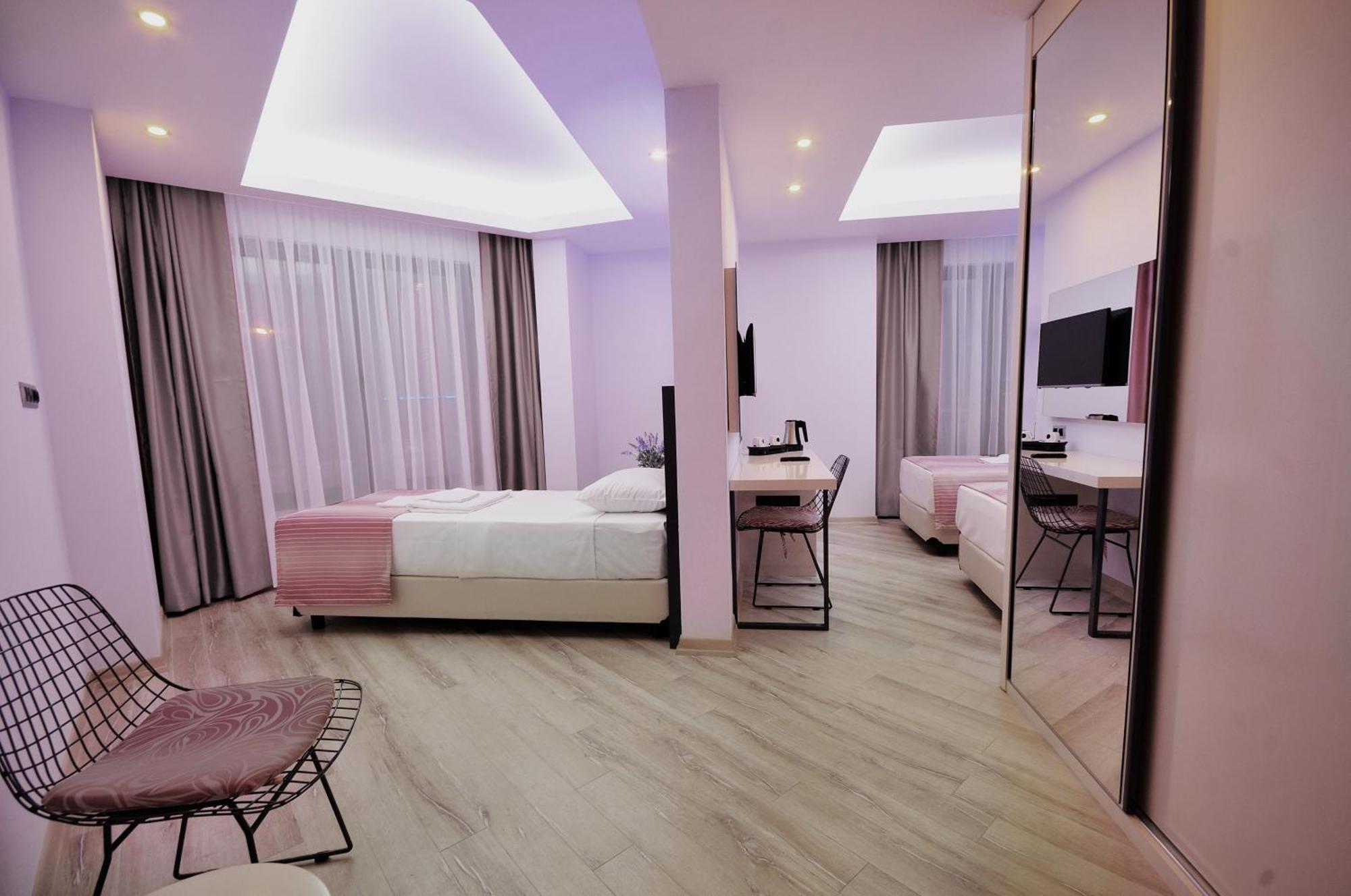 Sapphire Hotel 2*
