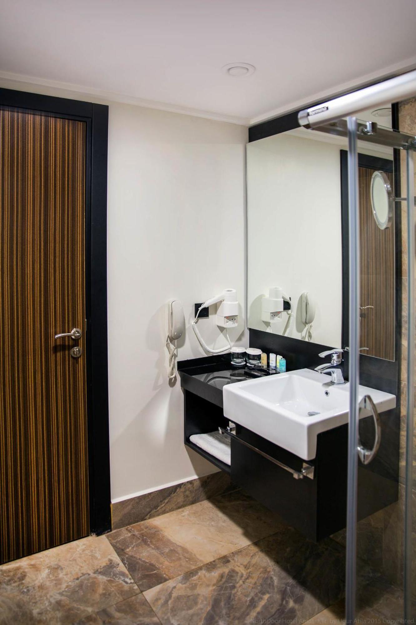Northdoor Hotel