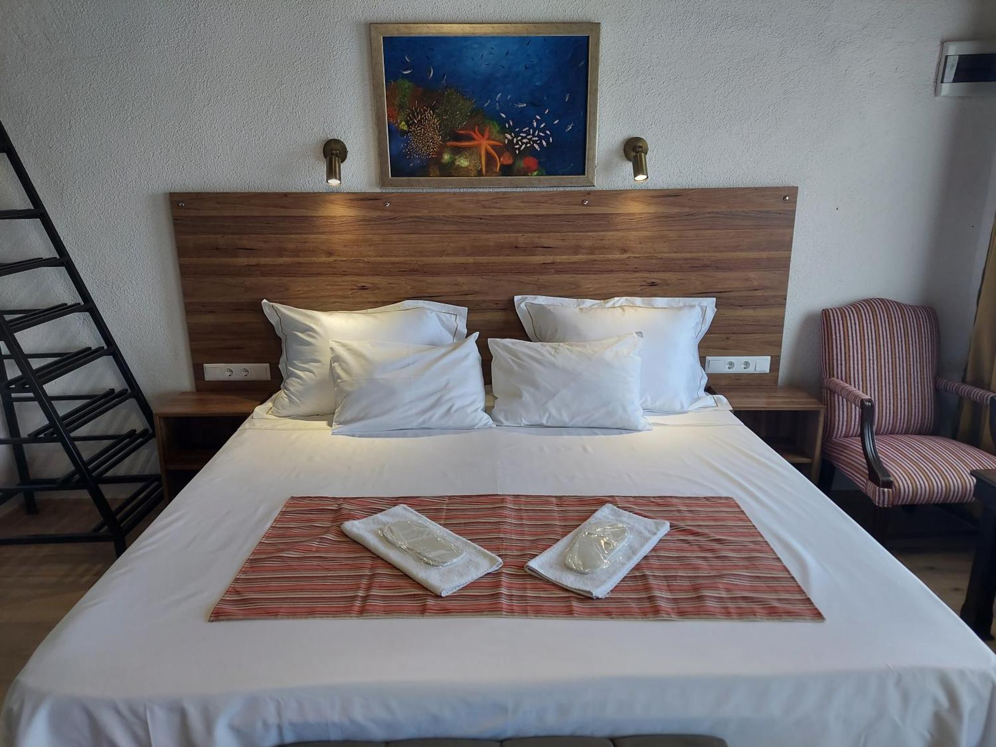 Bed & Breakfast Queen Seagull Boutique