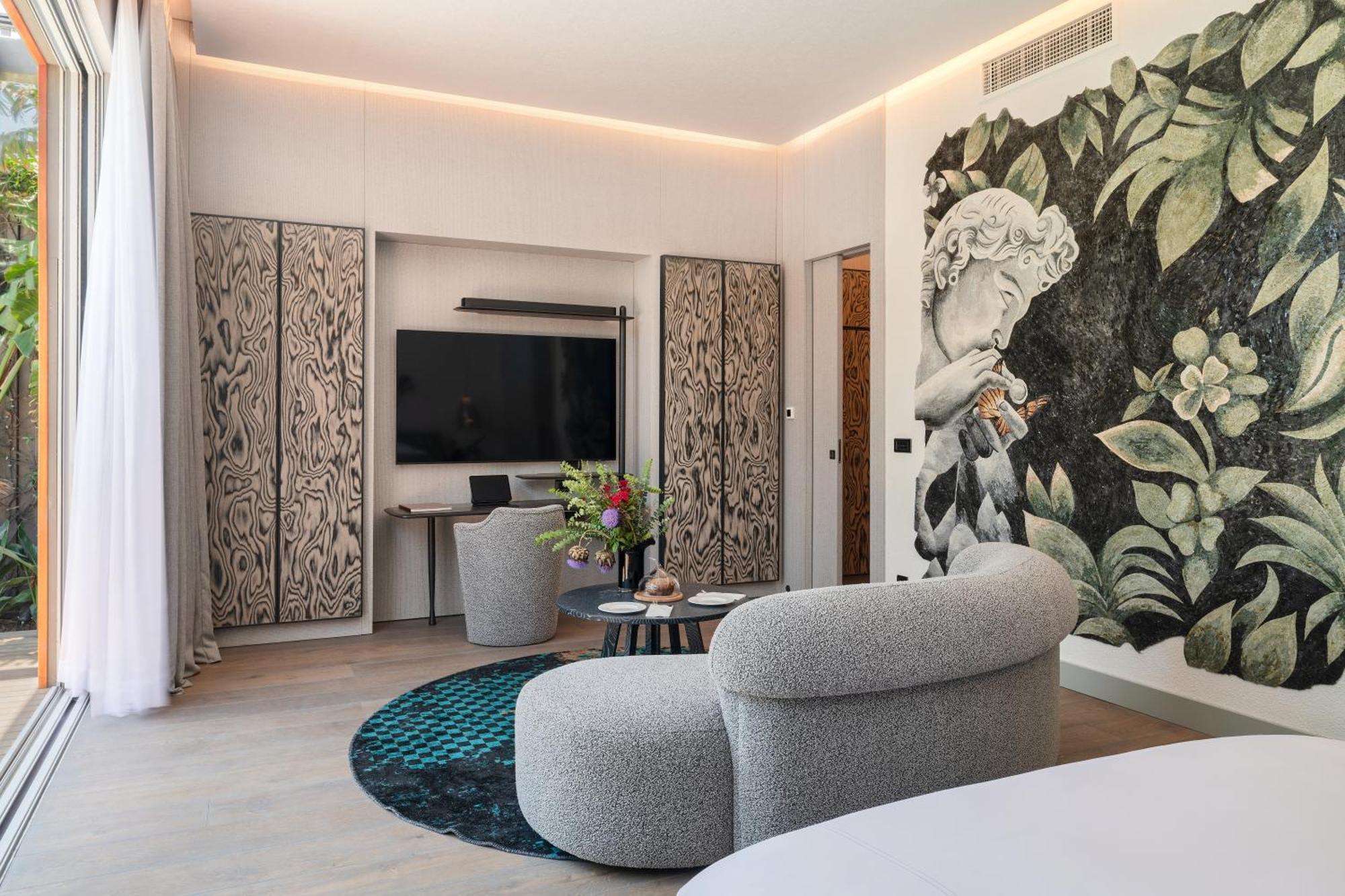 Hotel Biblos