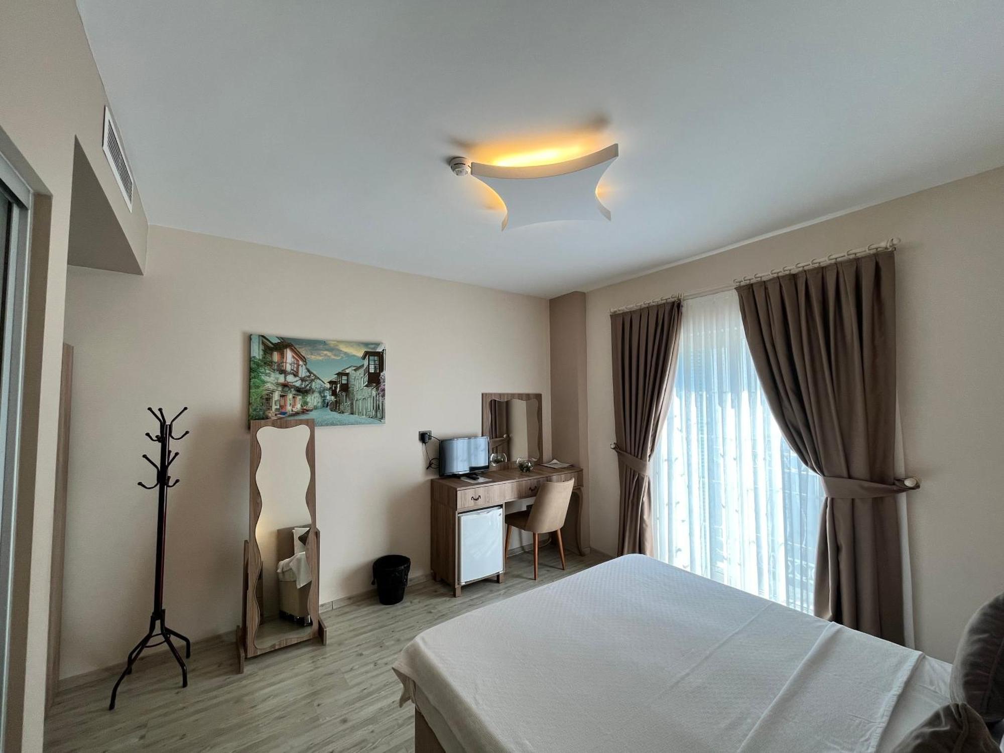 Bed & Breakfast F&g Butik 3*
